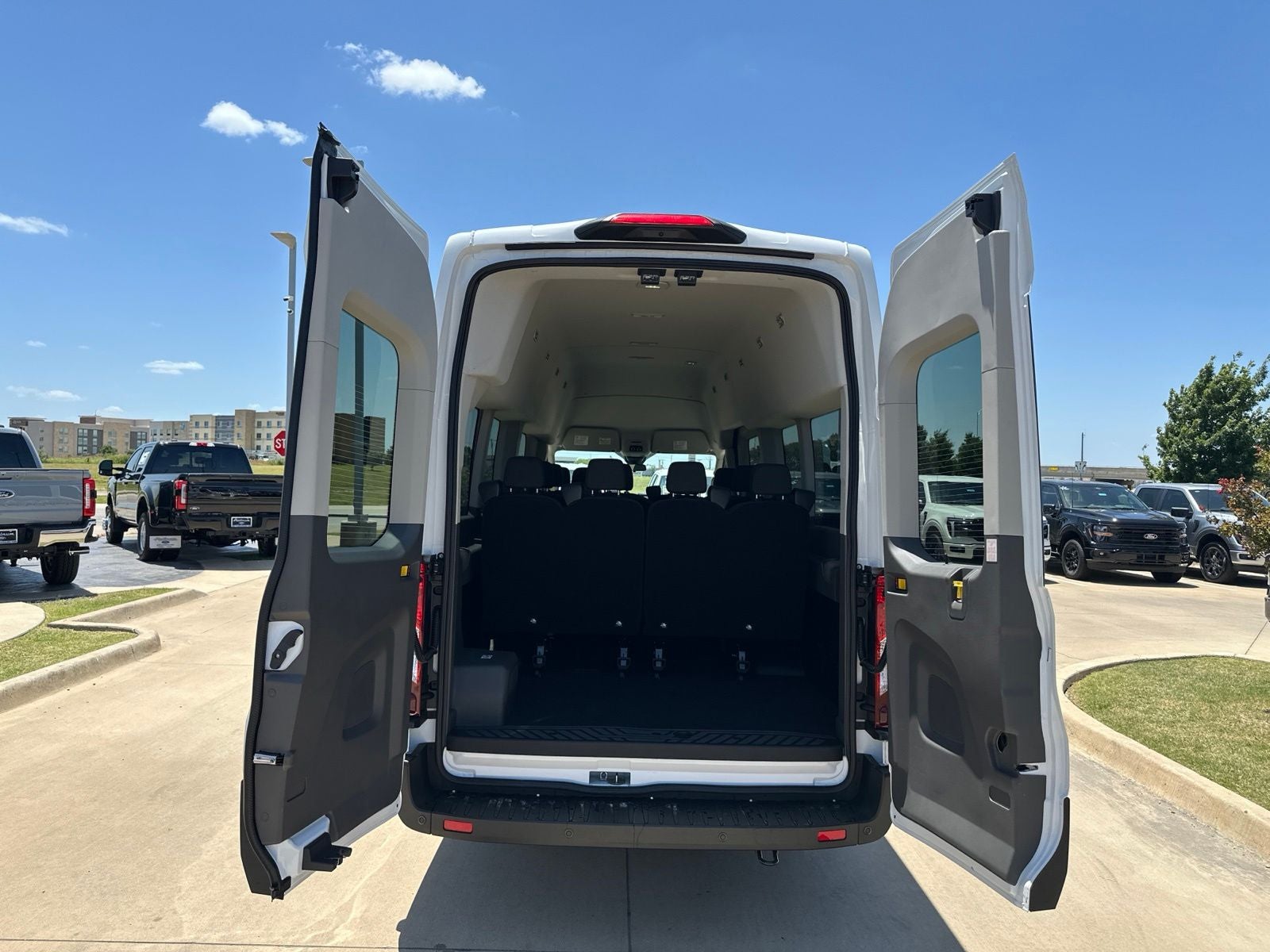 2026 Ford Transit-350 XLT