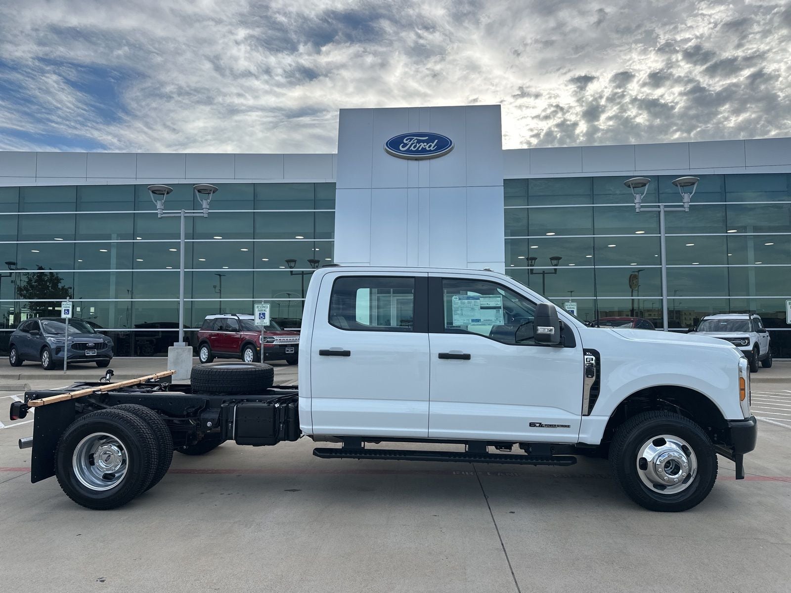 2025 Ford F-350SD XL DRW