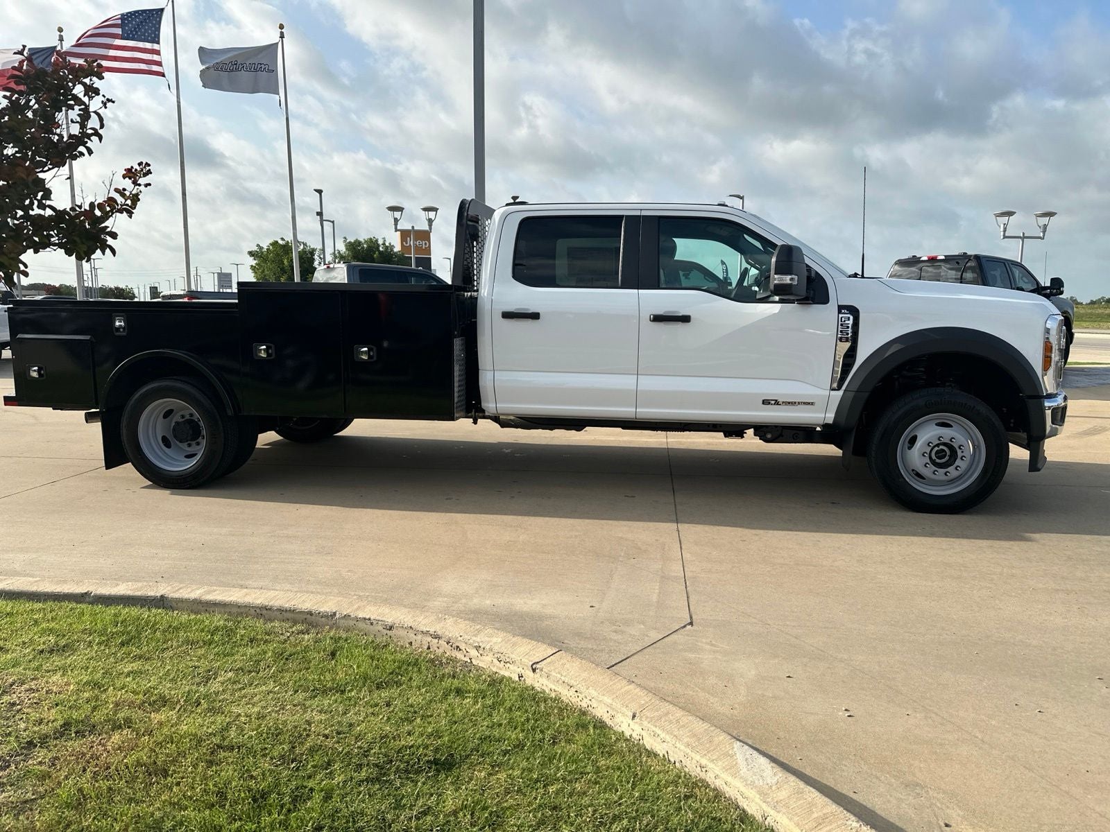 2026 Ford F-550SD XL DRW