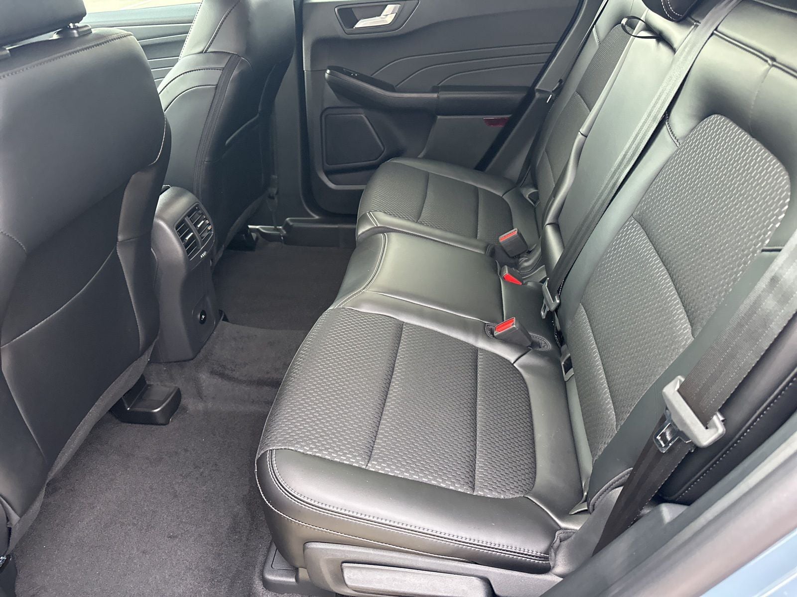 2025 Ford Escape Plug-In Hybrid Base