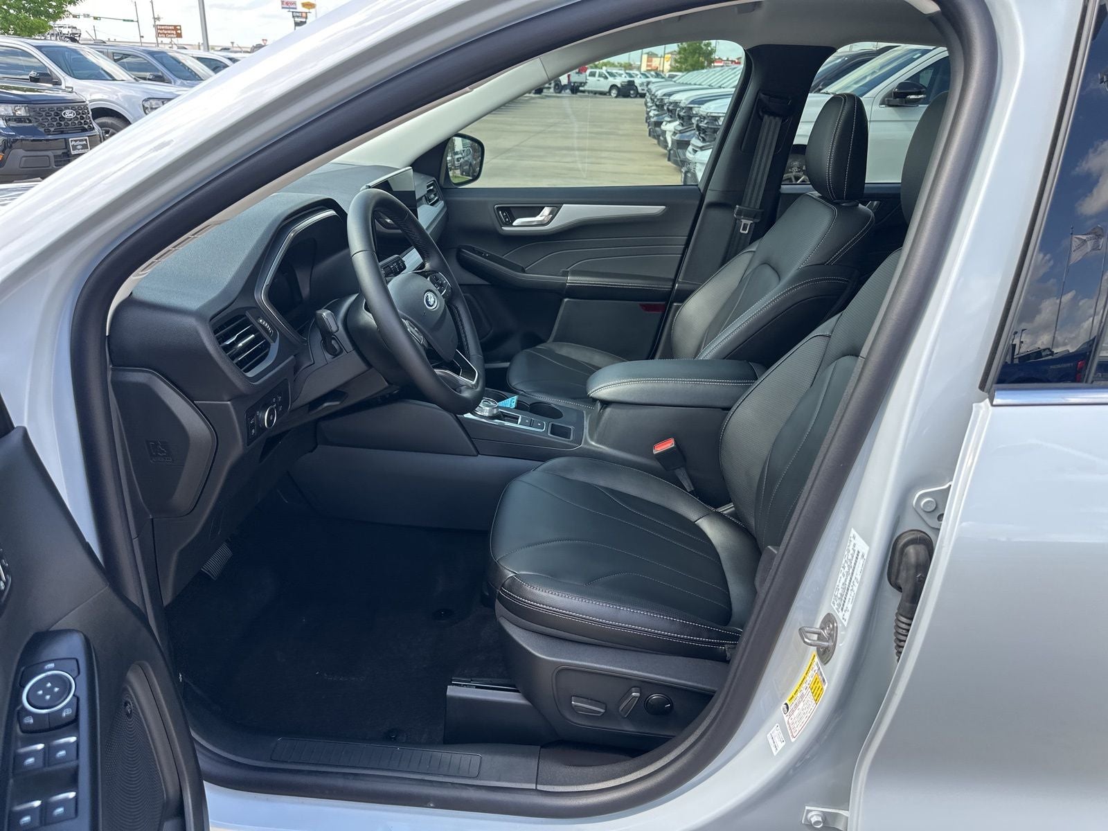 2025 Ford Escape Plug-In Hybrid Base