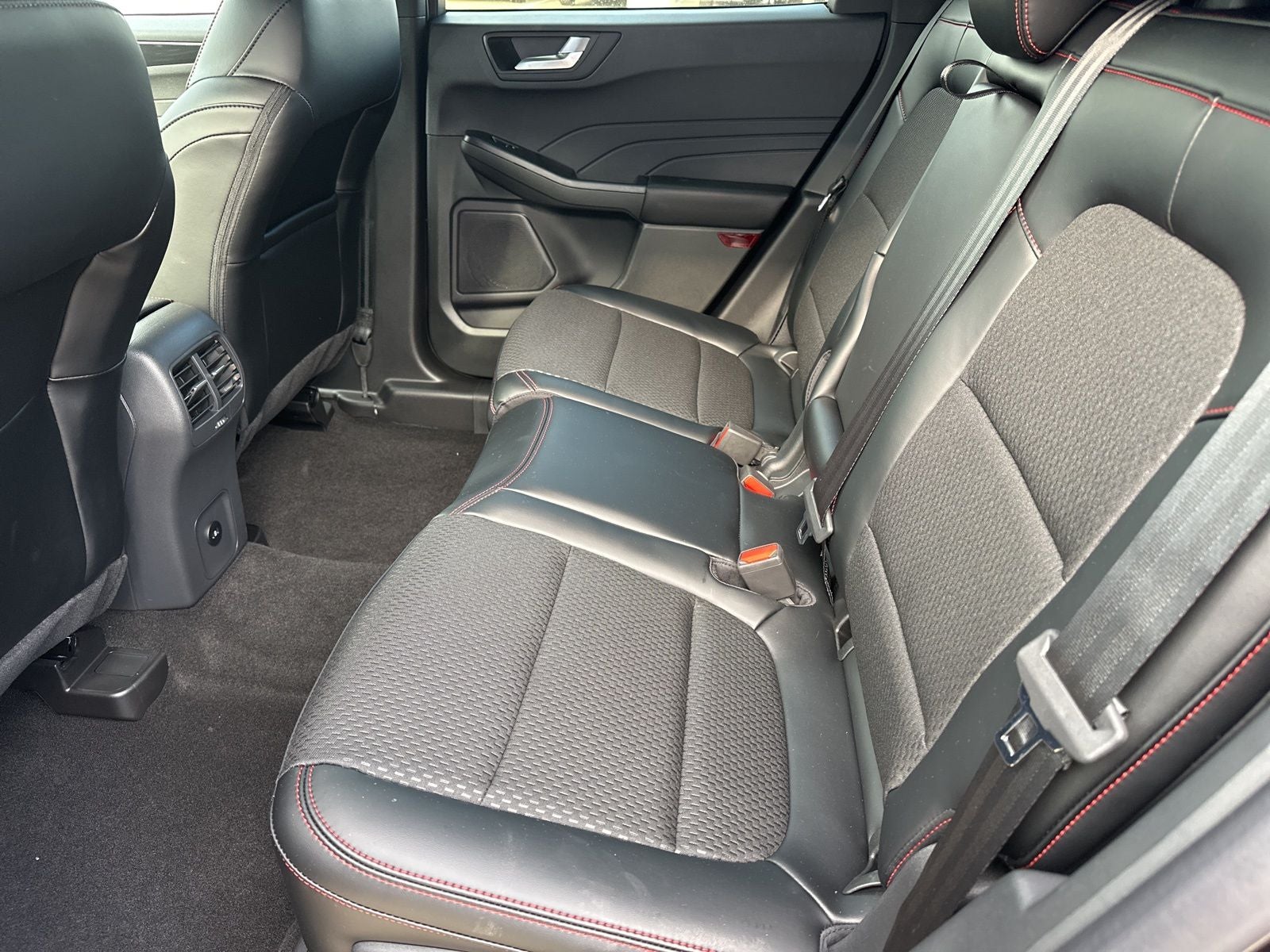 2025 Ford Escape Hybrid ST-Line