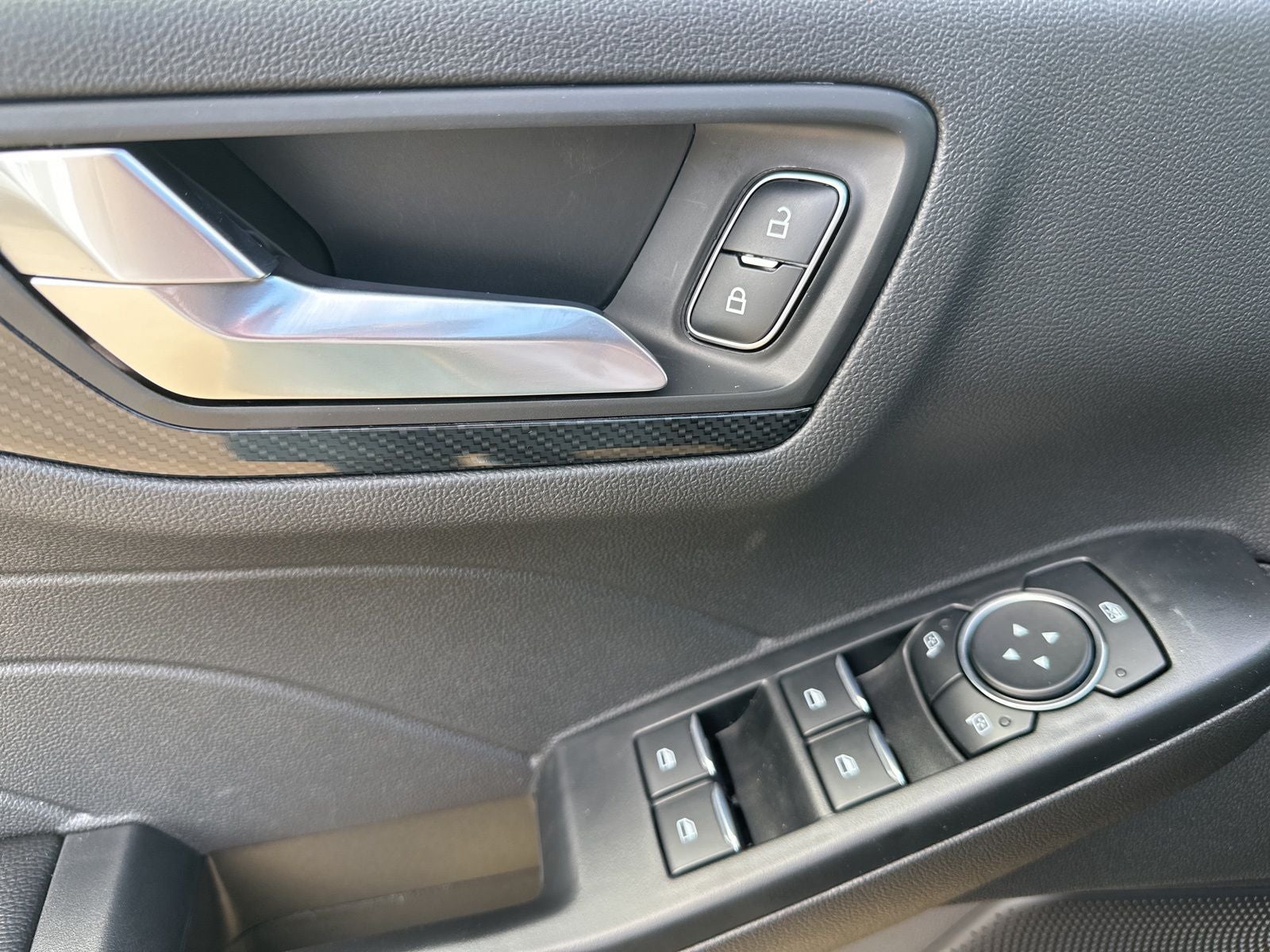 2025 Ford Escape Hybrid ST-Line