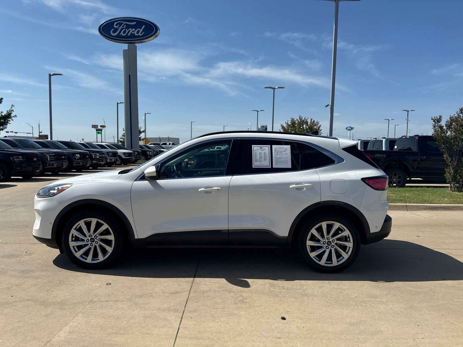2022 Ford Escape Titanium