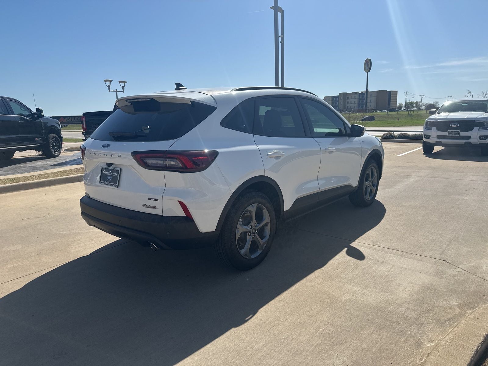 2026 Ford Escape Hybrid ST-Line Select