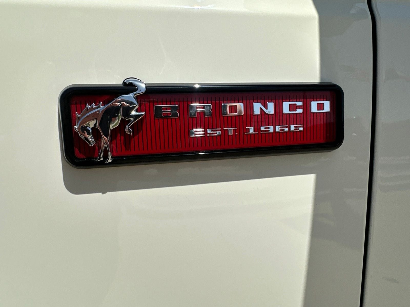 2026 Ford Bronco Outer Banks