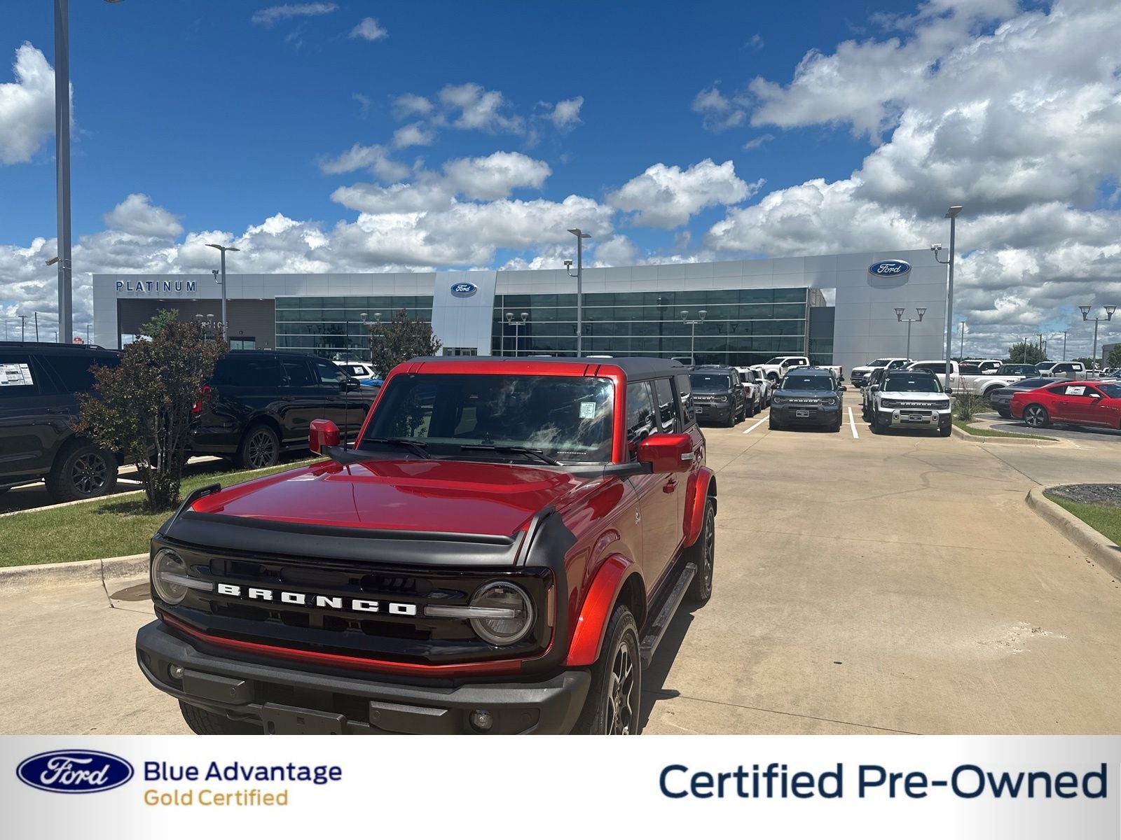 2024 Ford Bronco Outer Banks 4x4's photo