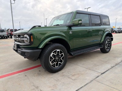 2025 Ford Bronco Outer Banks