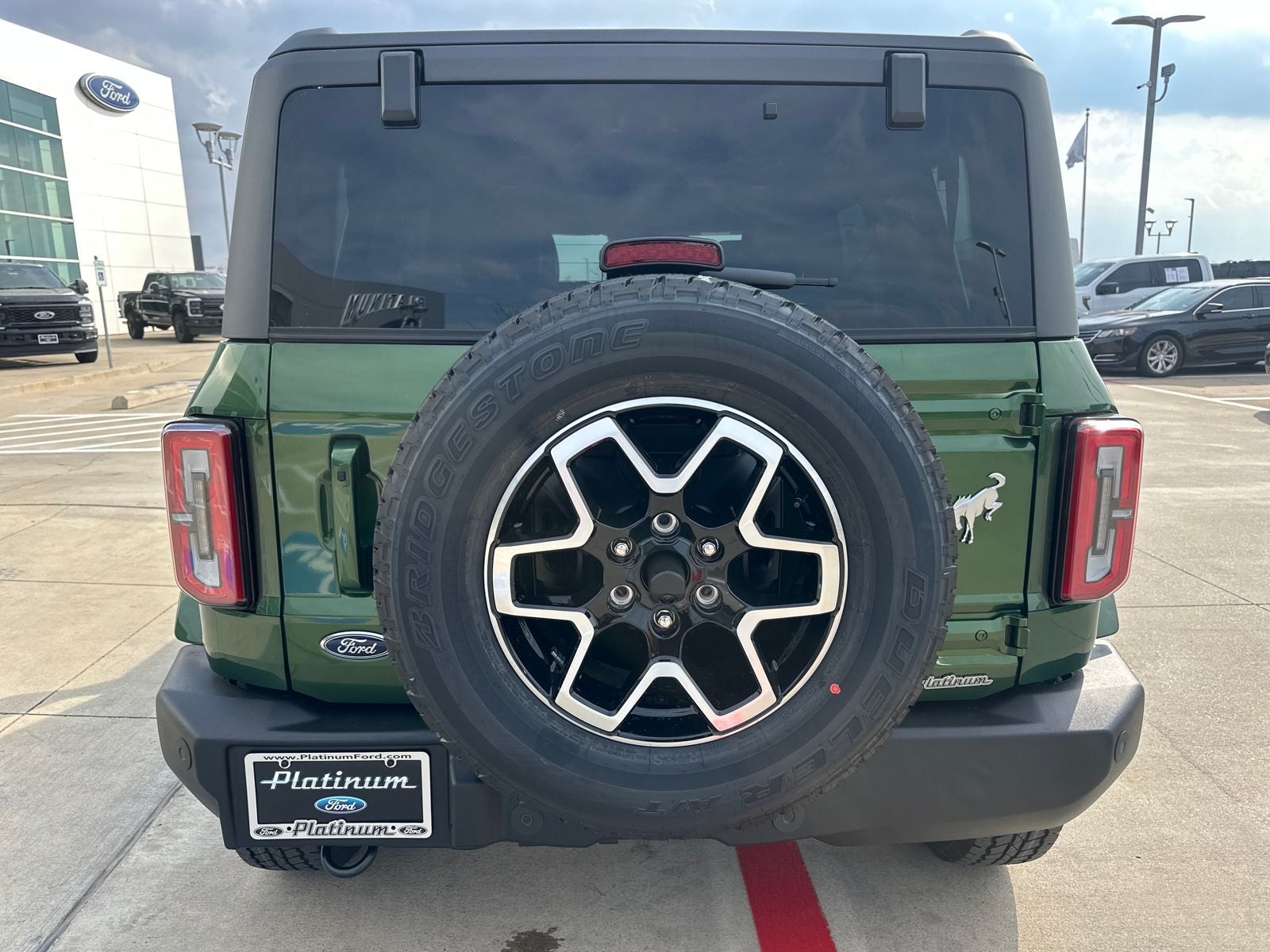 2025 Ford Bronco Outer Banks