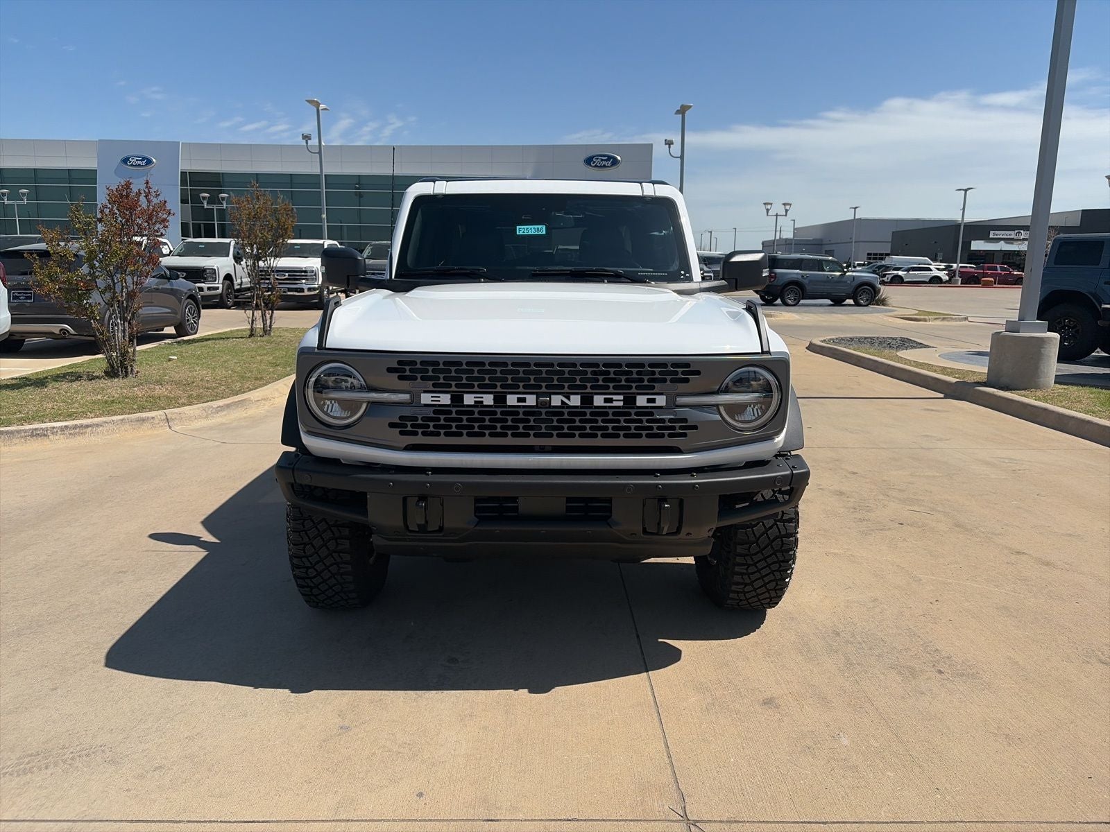 2025 Ford Bronco 4-Door Badlands - Photo 8