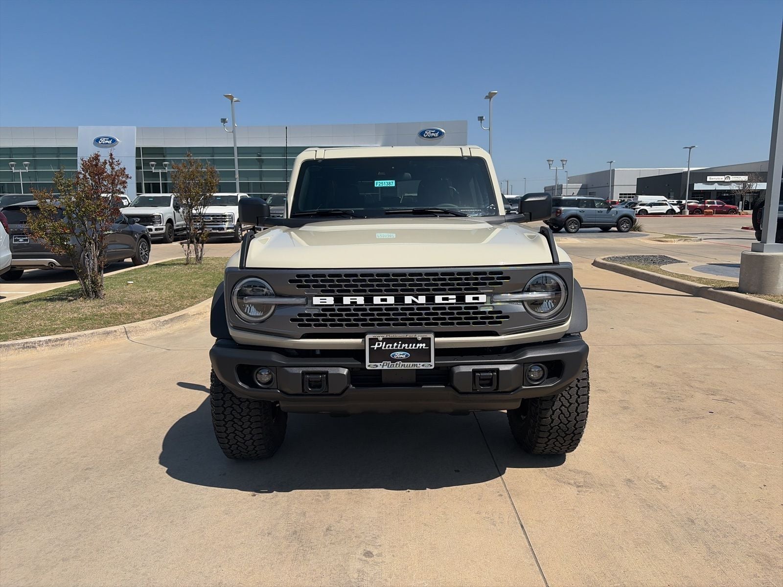 2025 Ford Bronco Badlands