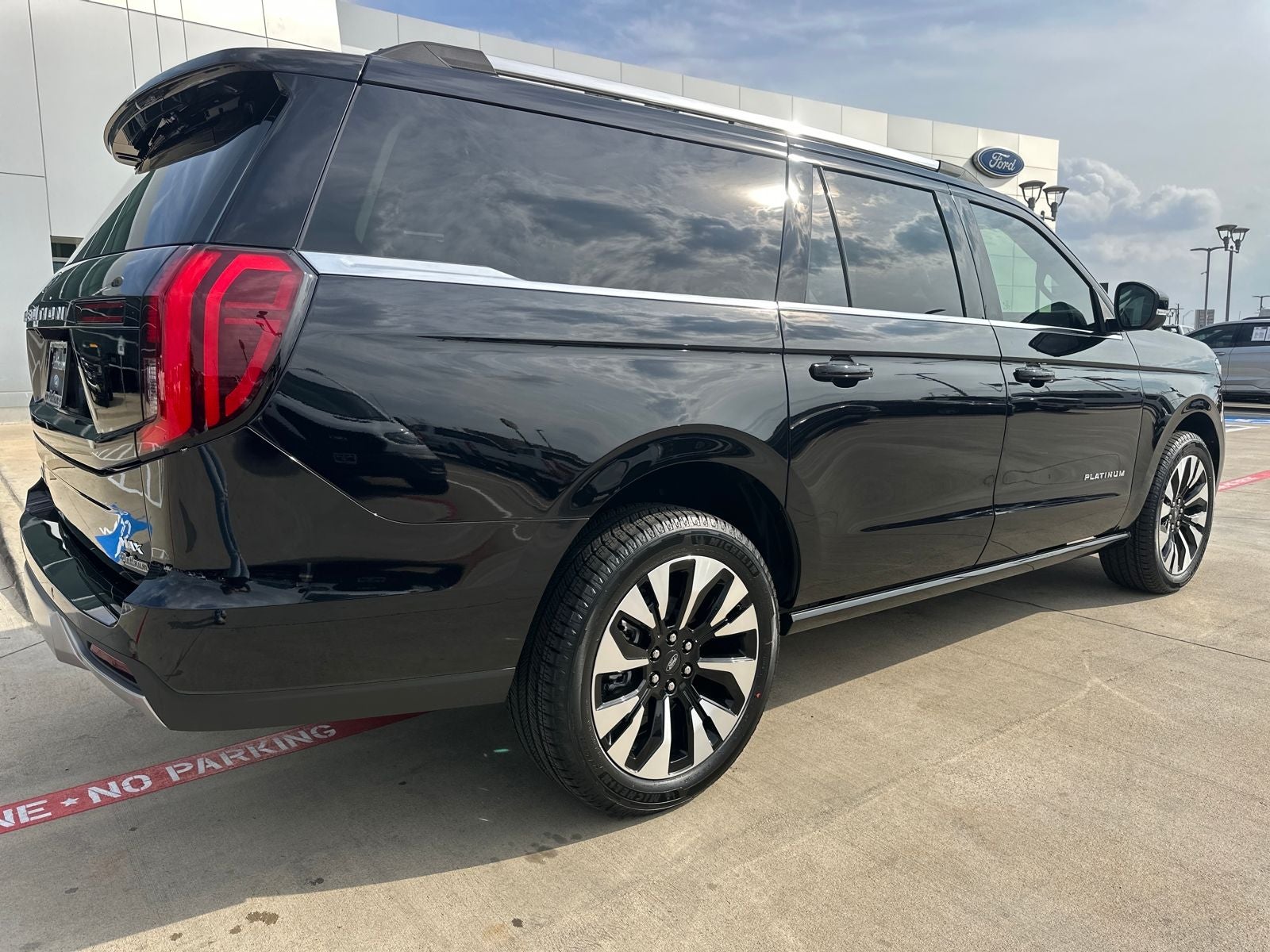 2026 Ford Expedition Max Platinum