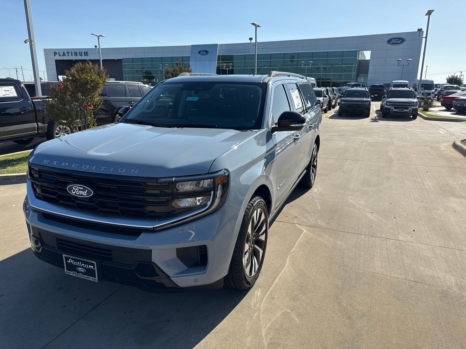 2027 Ford Expedition Max Platinum