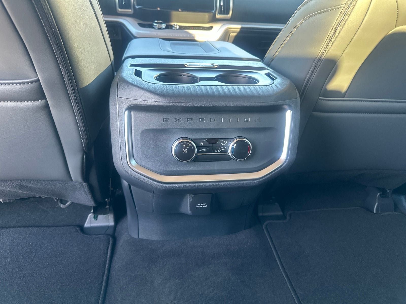 2027 Ford Expedition Active