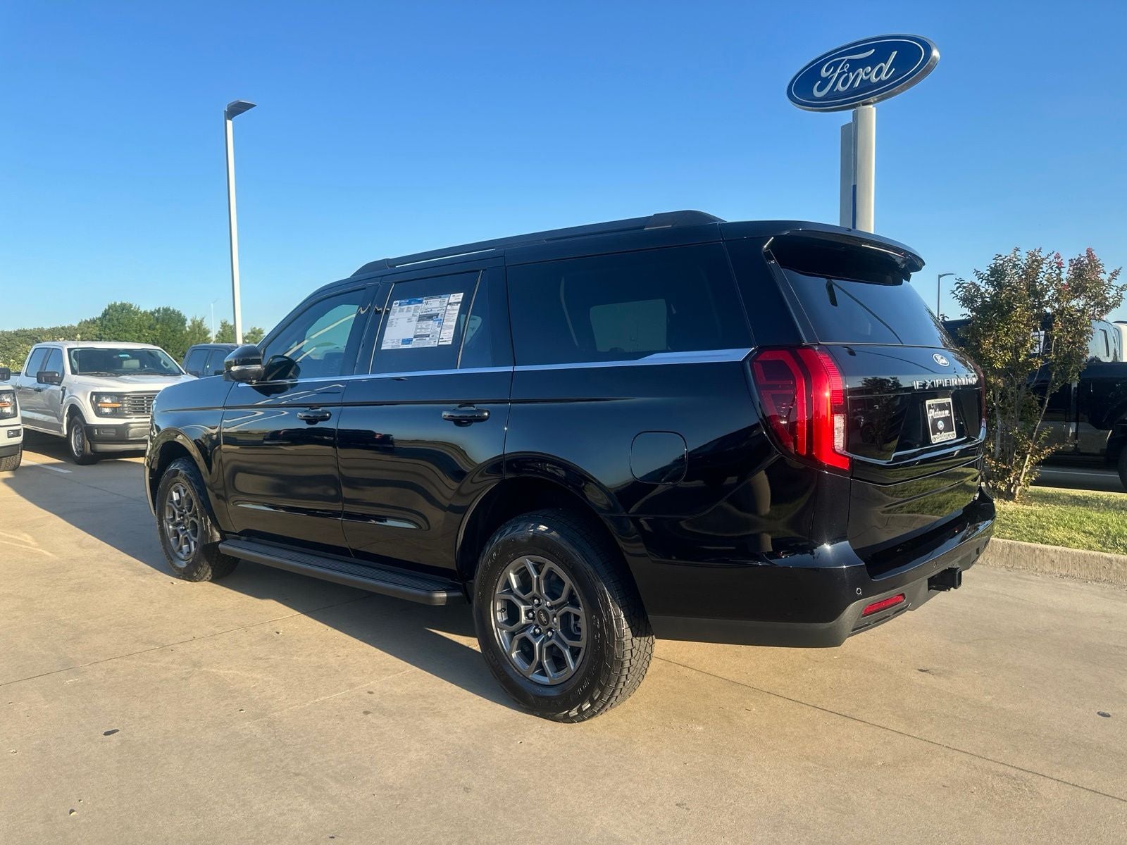 2027 Ford Expedition Active