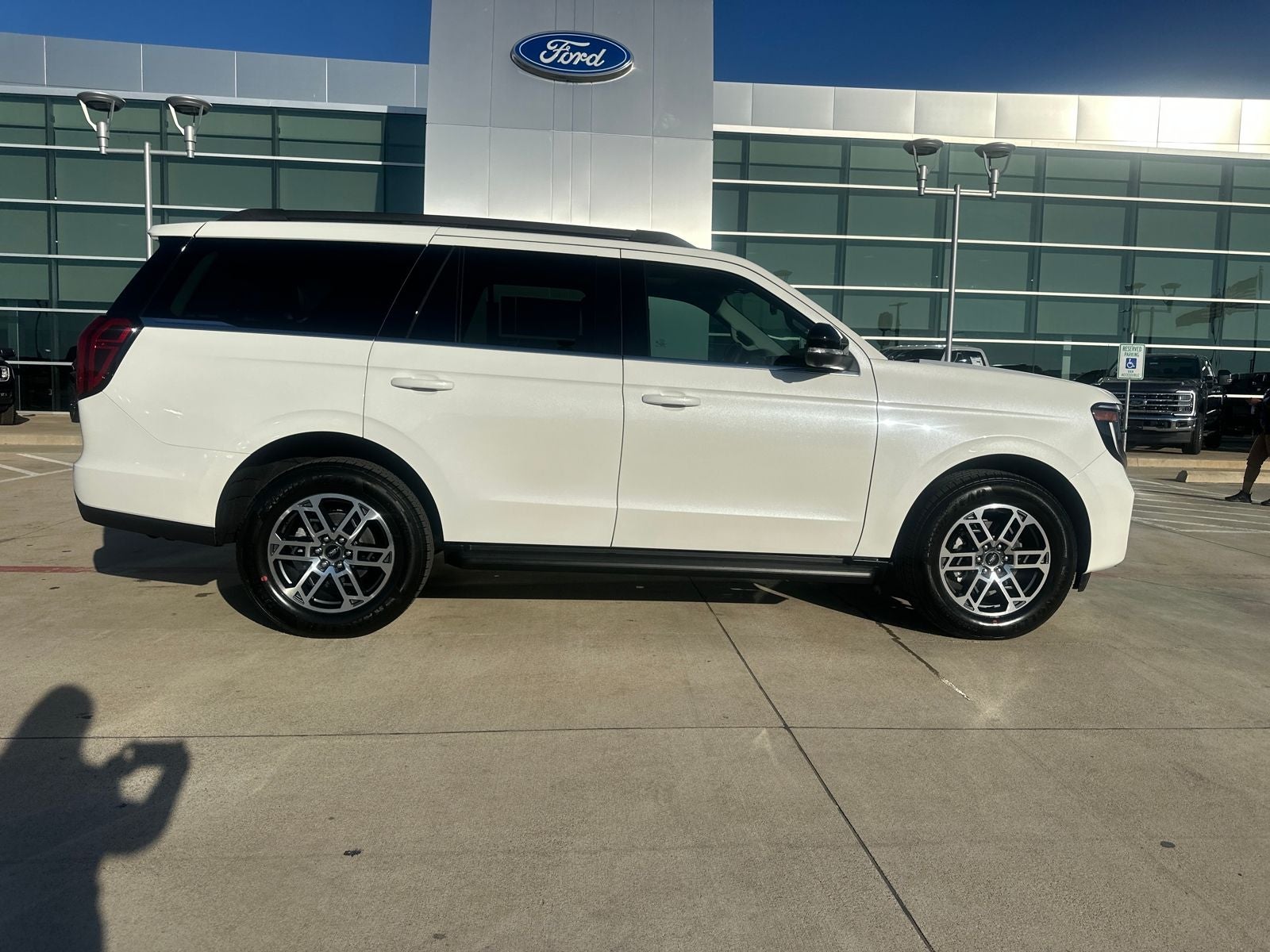 2025 Ford Expedition Active