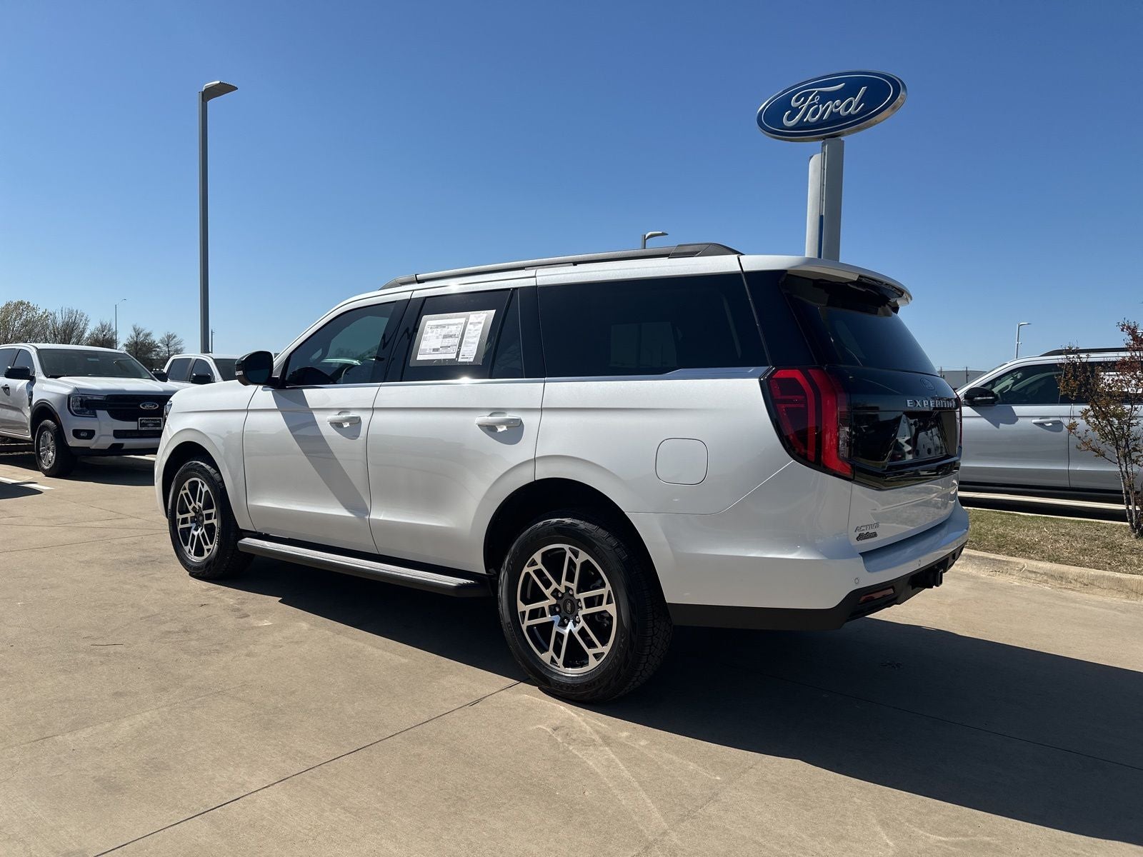 2026 Ford Expedition Active