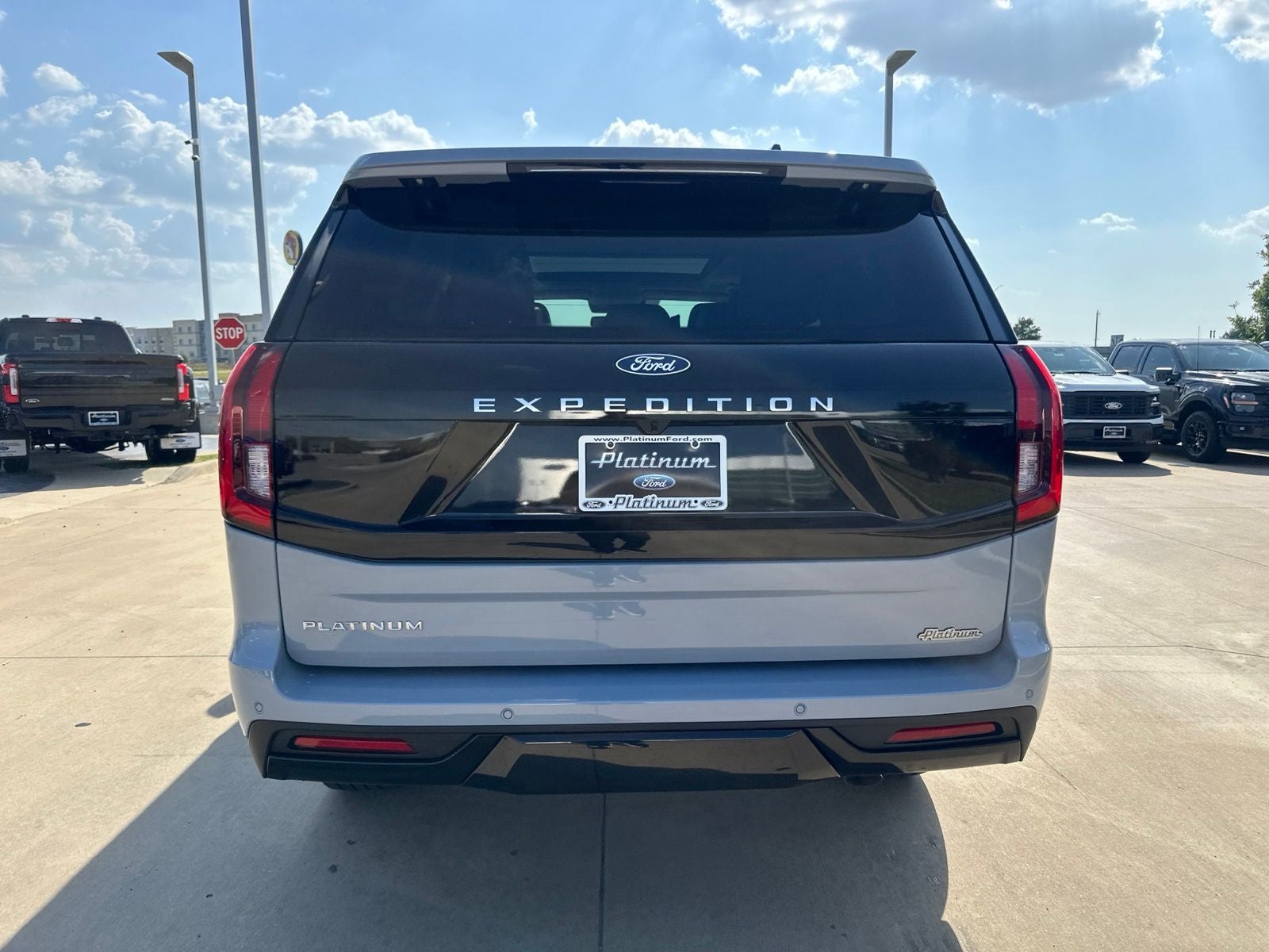 2027 Ford Expedition Platinum