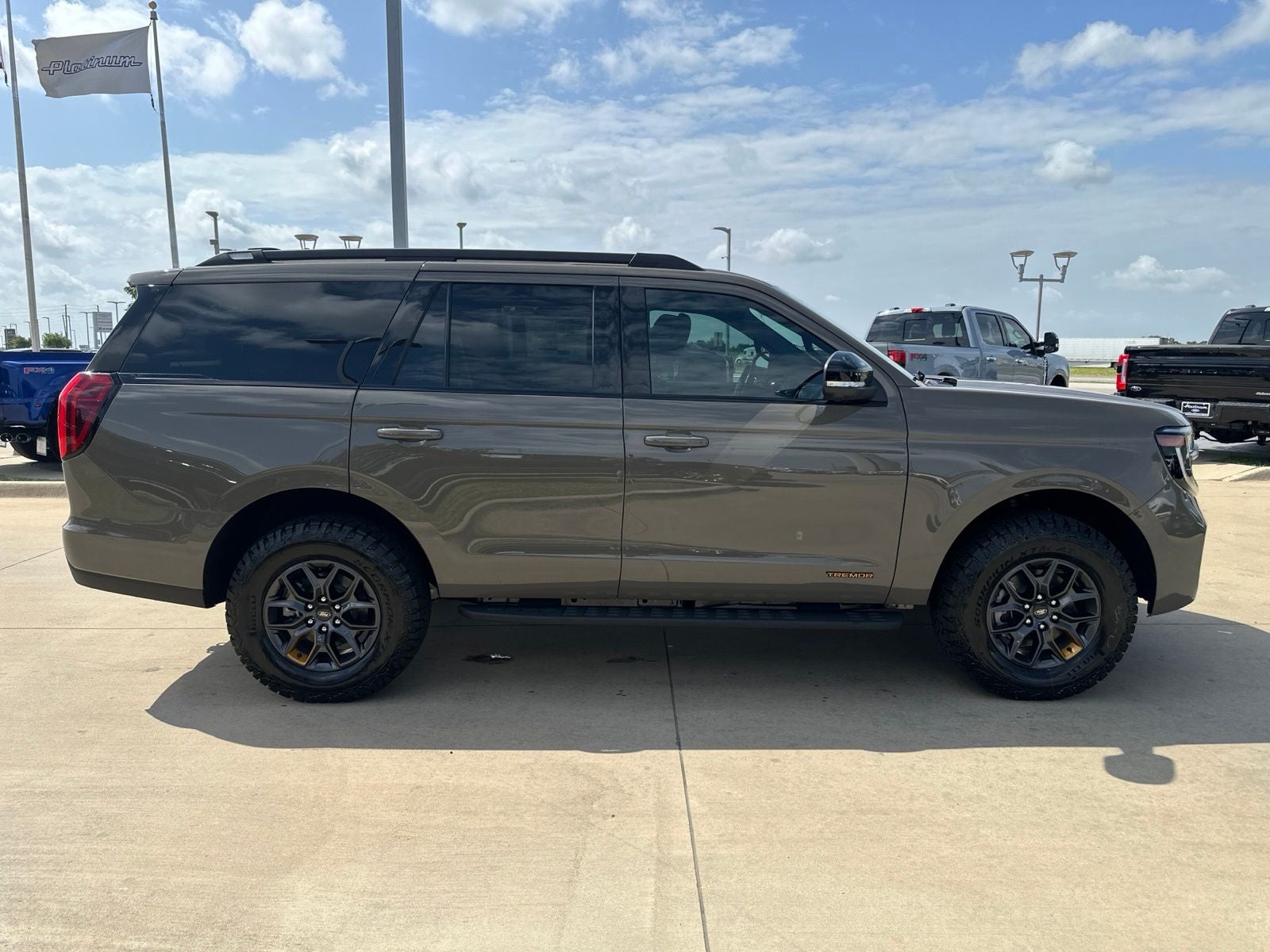 2027 Ford Expedition Tremor