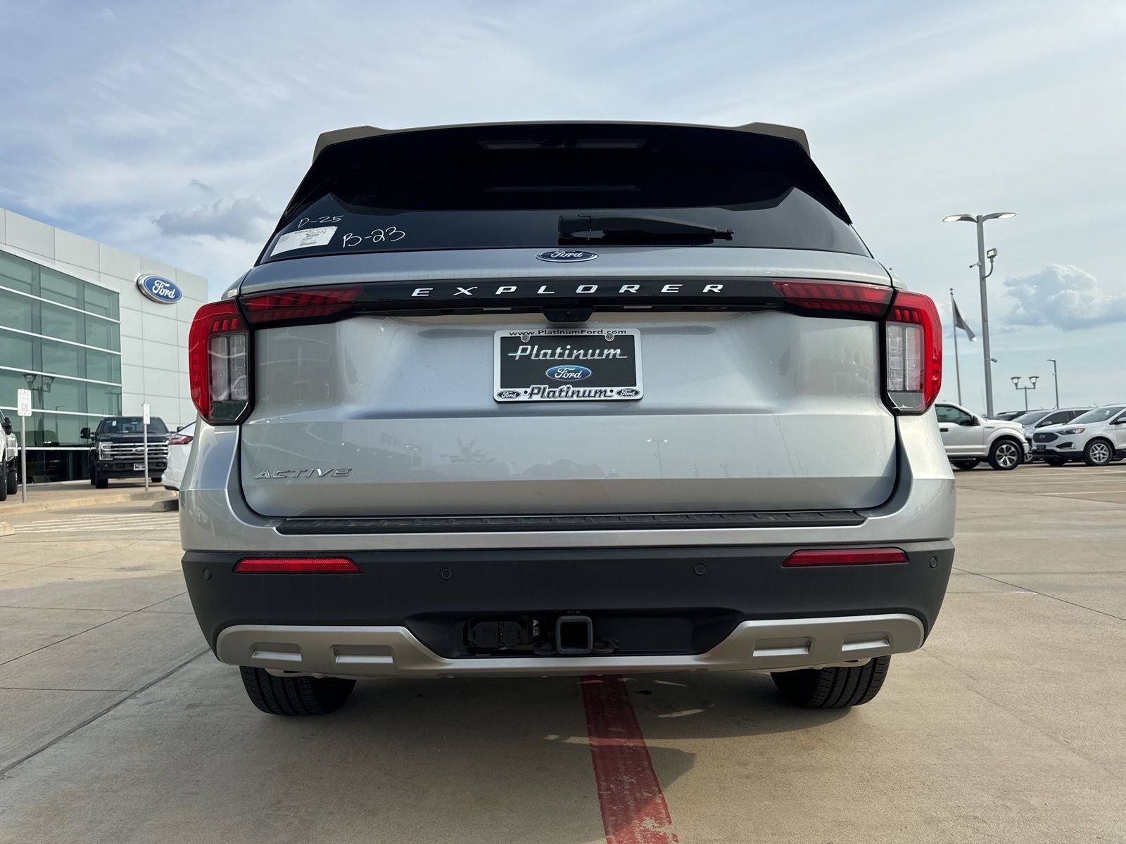 2025 Ford Explorer Active