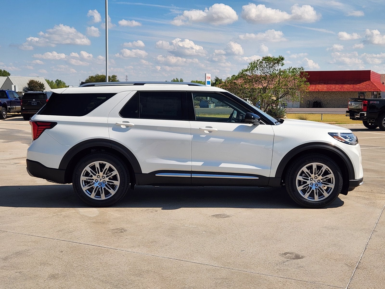 2027 Ford Explorer Platinum