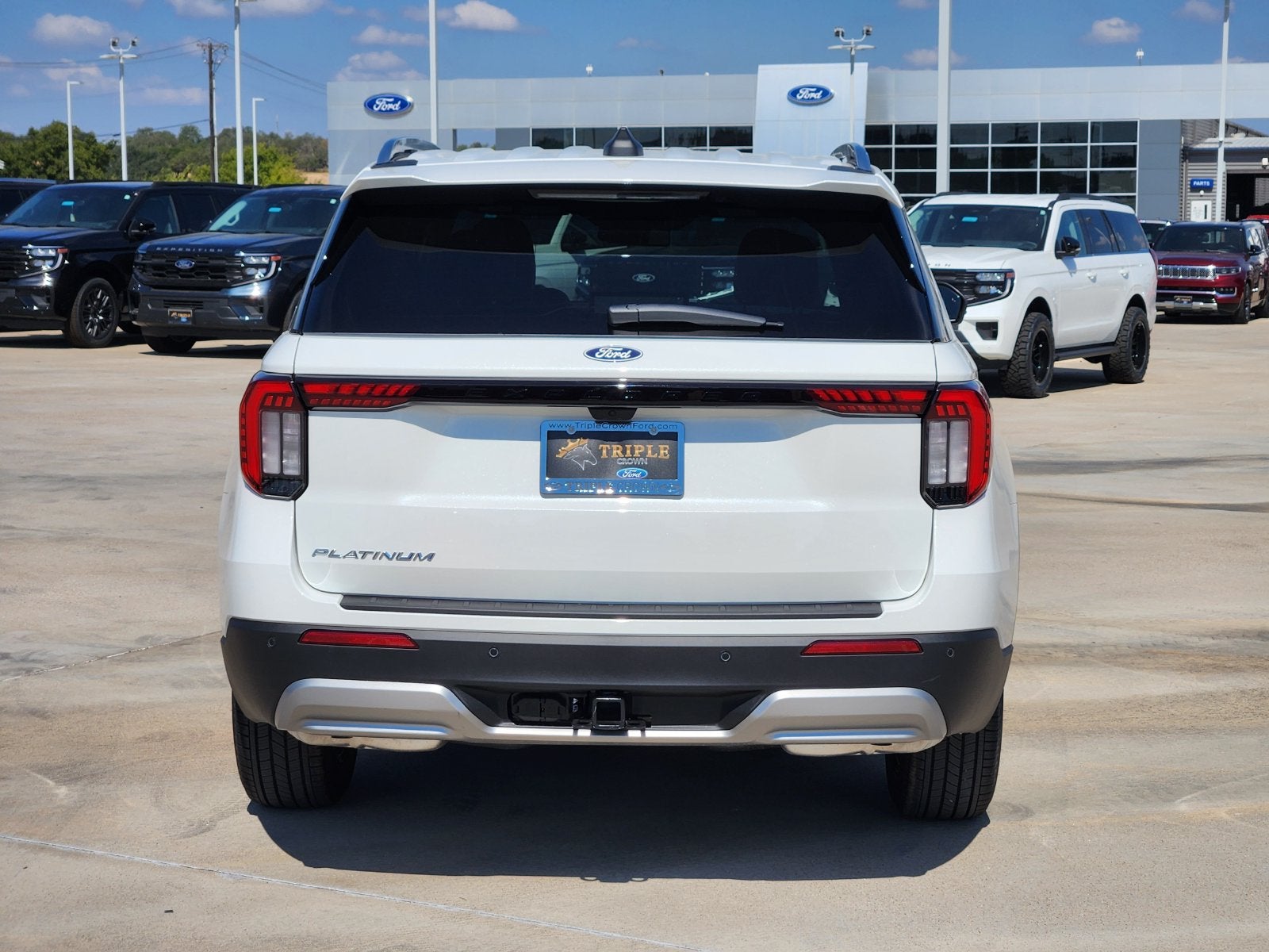 2027 Ford Explorer Platinum