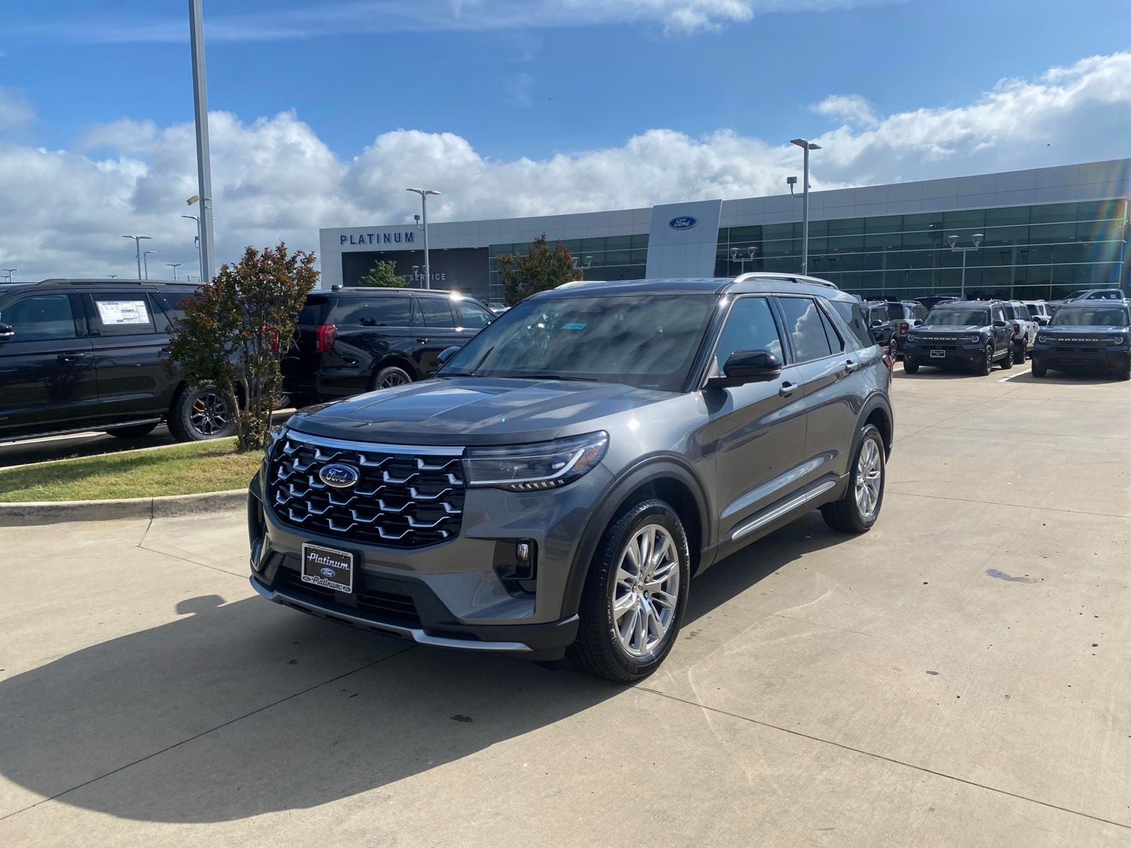 2026 Ford Explorer's photo