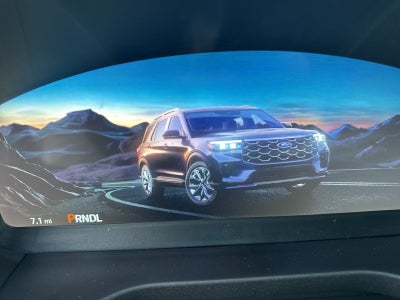 2025 Ford Explorer ST-Line