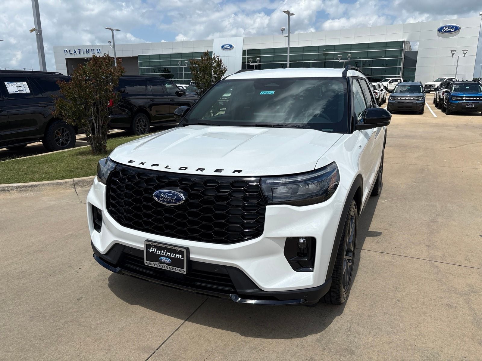 2026 Ford Explorer's photo