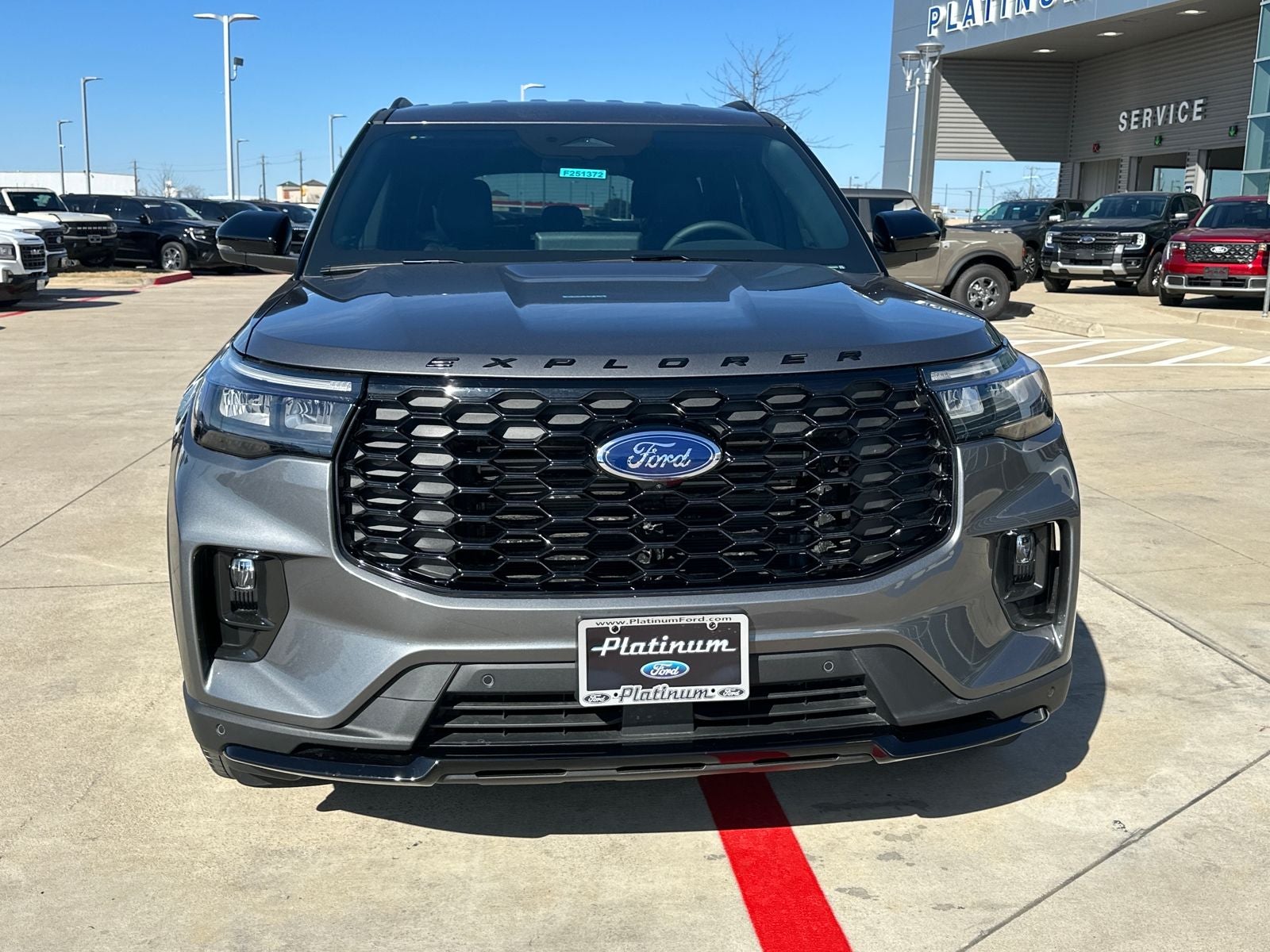 2025 Ford Explorer ST-Line