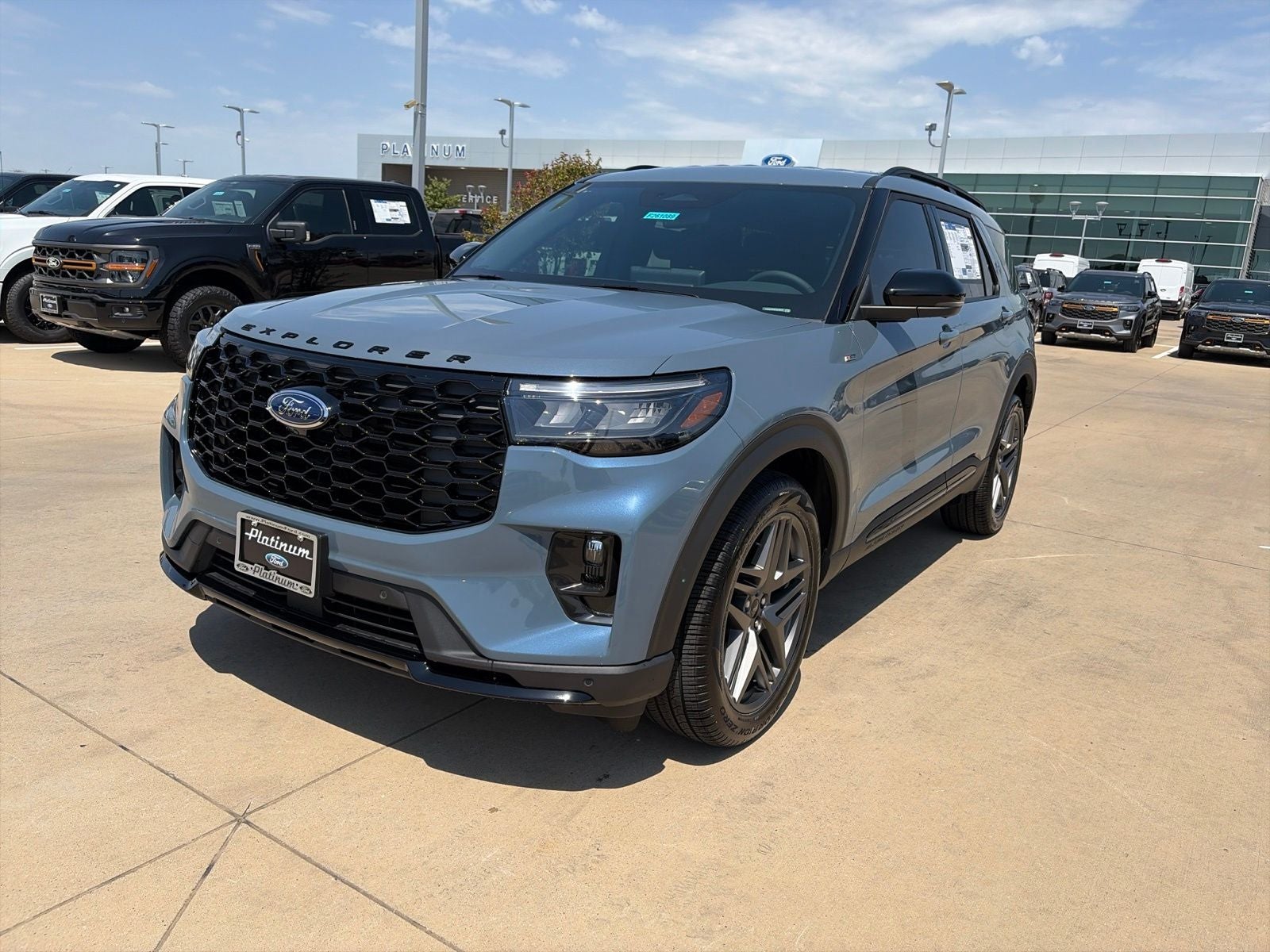 2026 Ford Explorer ST-Line
