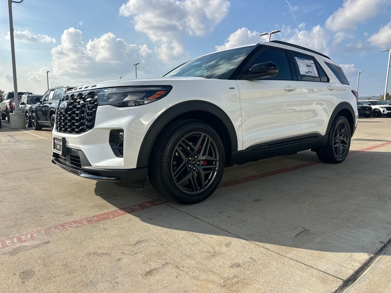 2026 Ford Explorer ST-Line