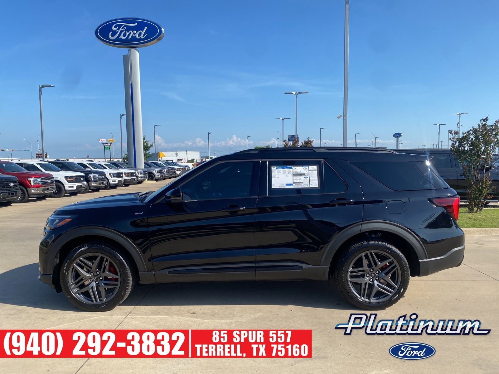 2026 Ford Explorer ST-Line