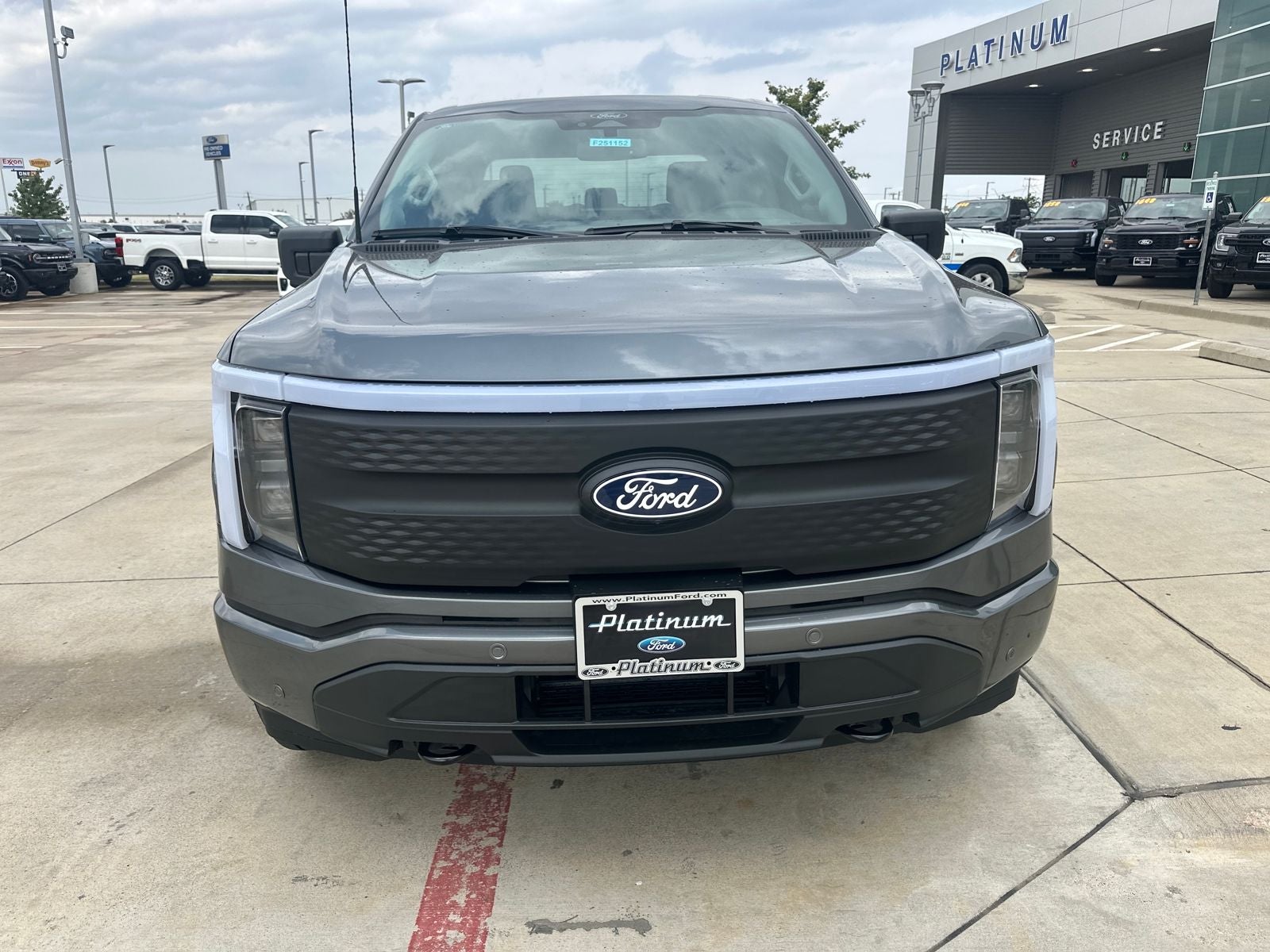 2025 Ford F-150 Lightning Flash
