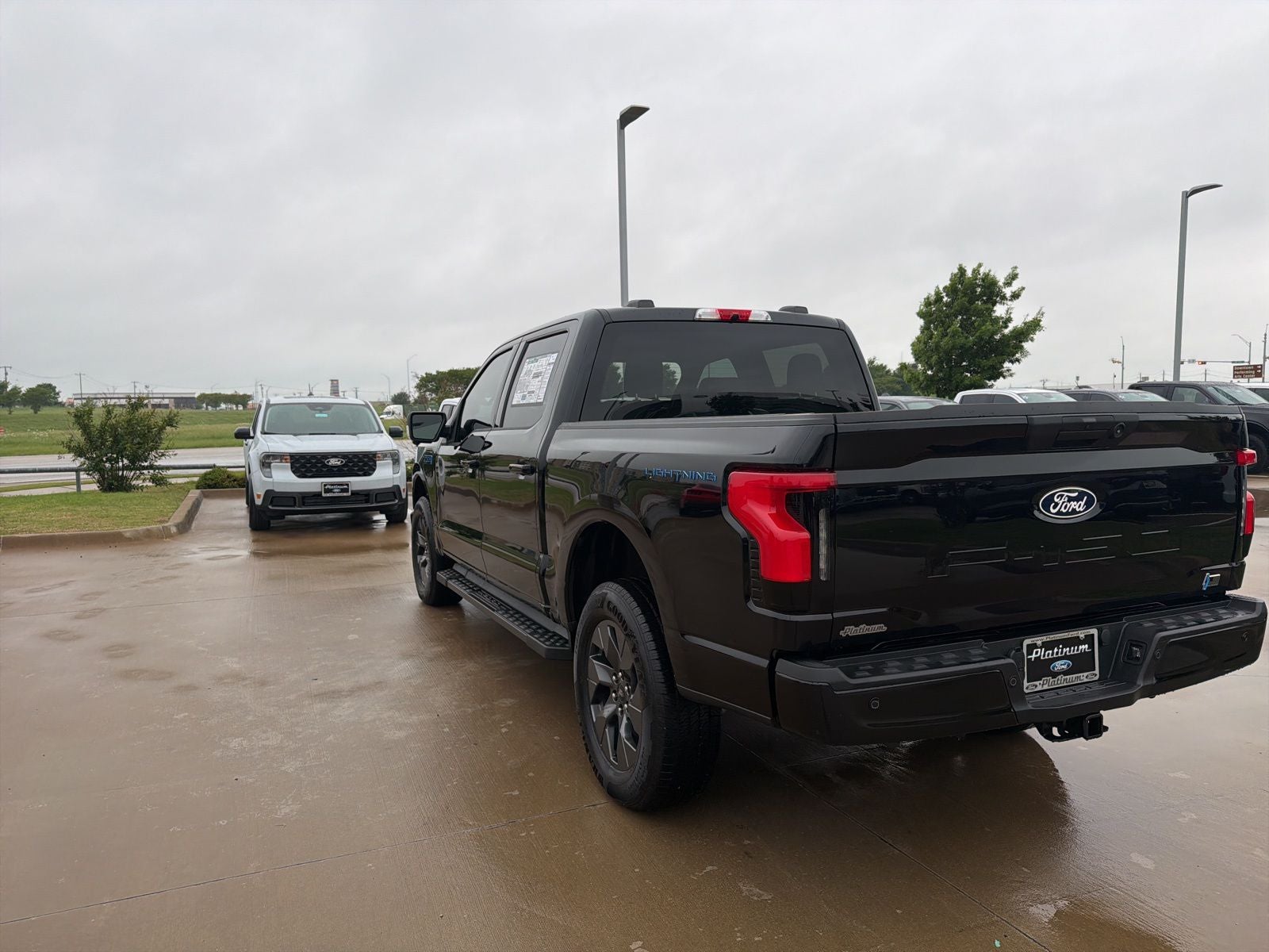 2025 Ford F-150 Lightning Flash