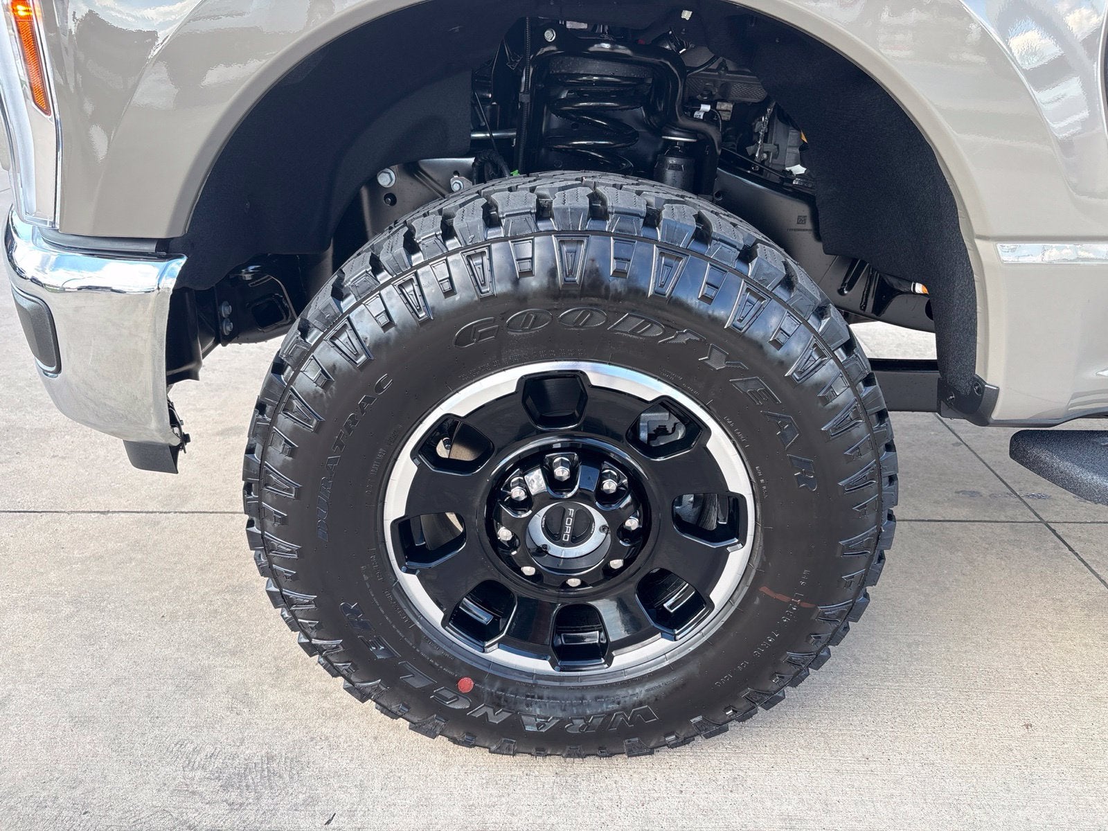 2027 Ford F-250SD Lariat