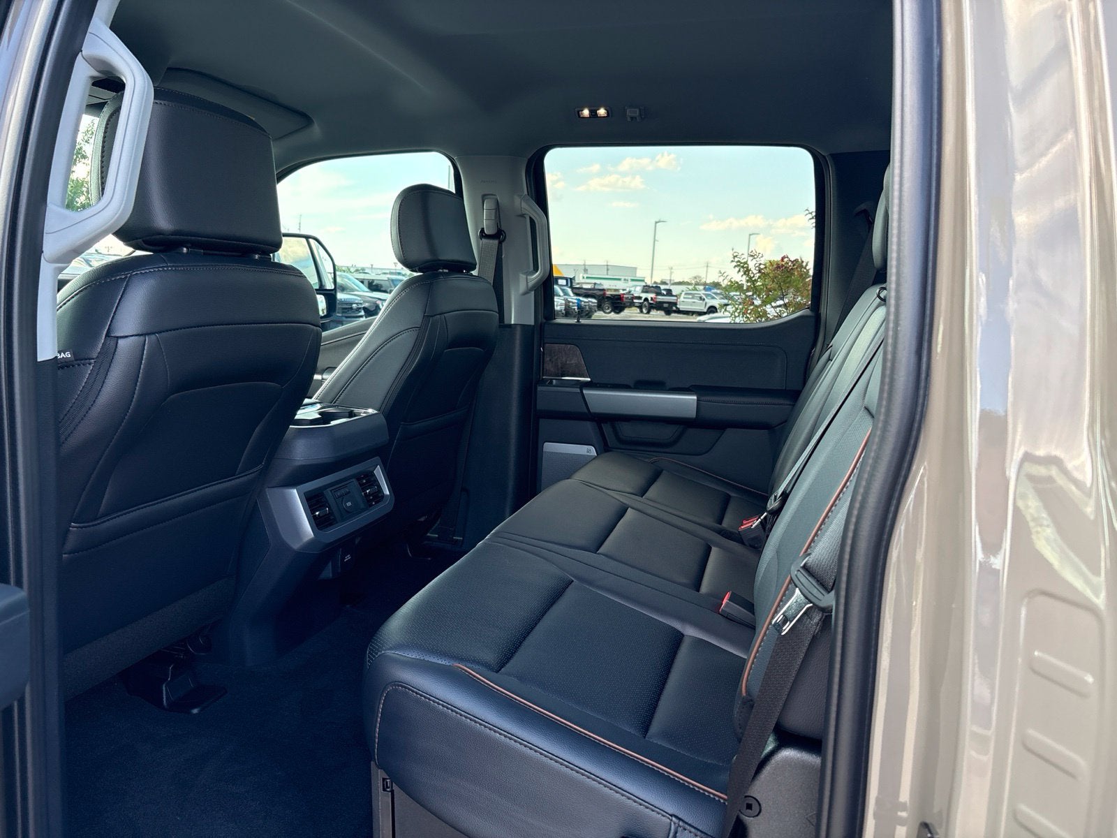 2027 Ford F-250SD Lariat