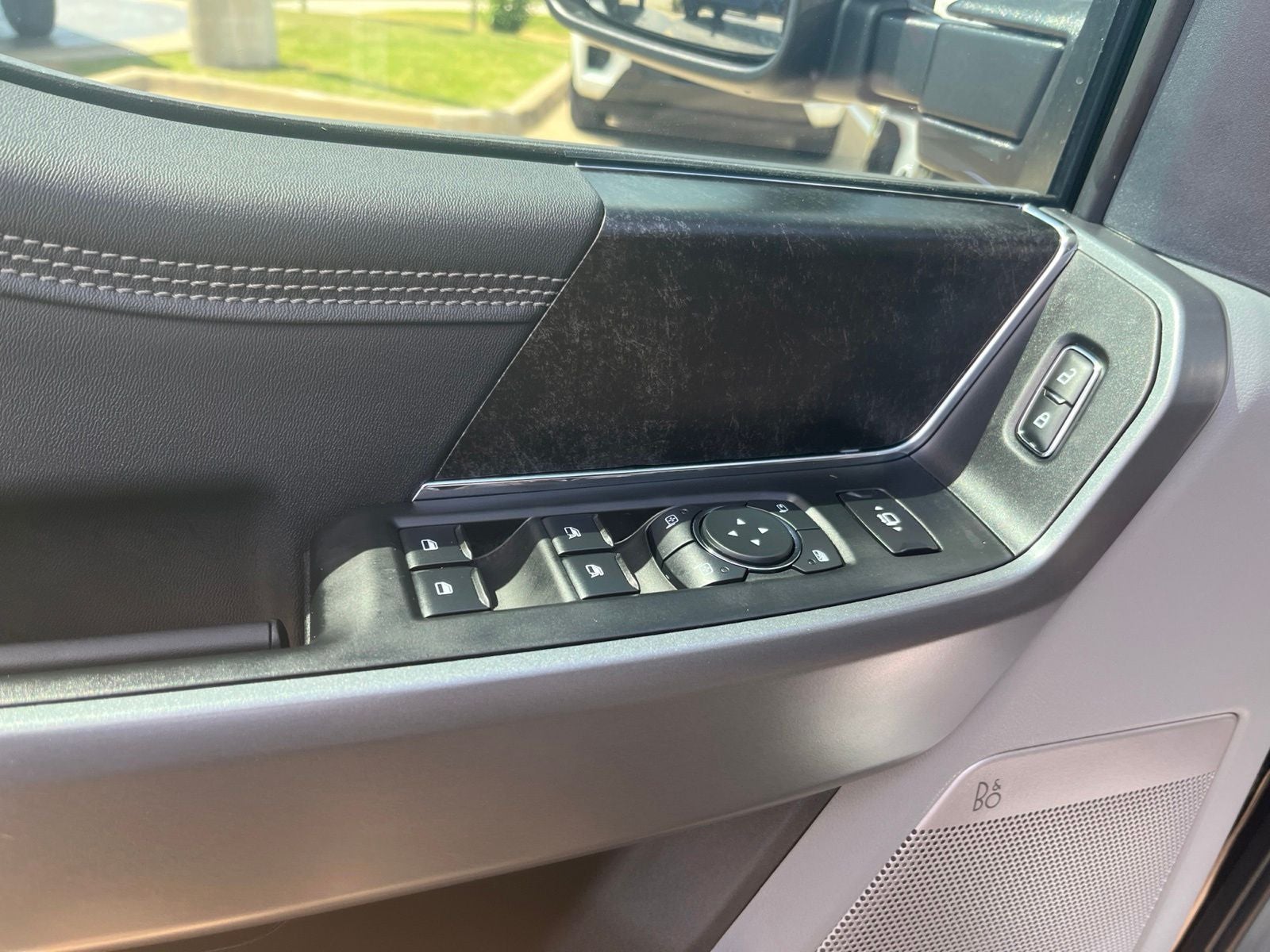 2027 Ford F-250SD XLT
