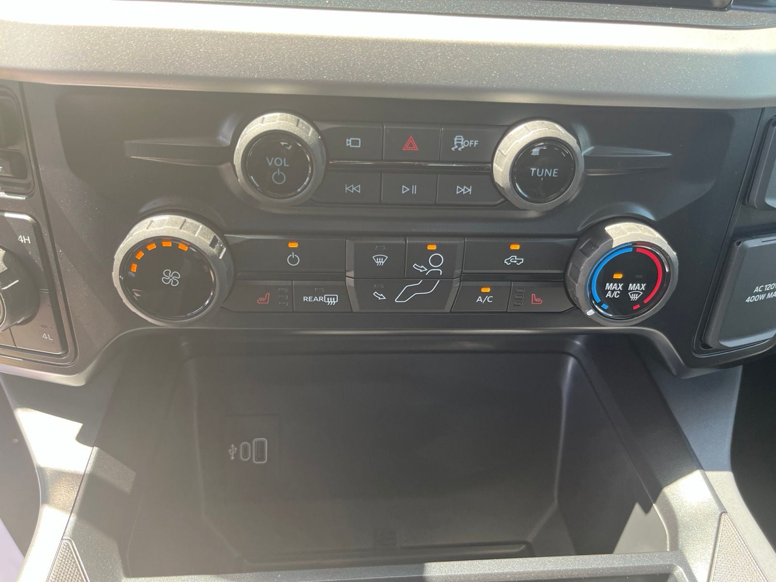 2027 Ford F-250SD XLT