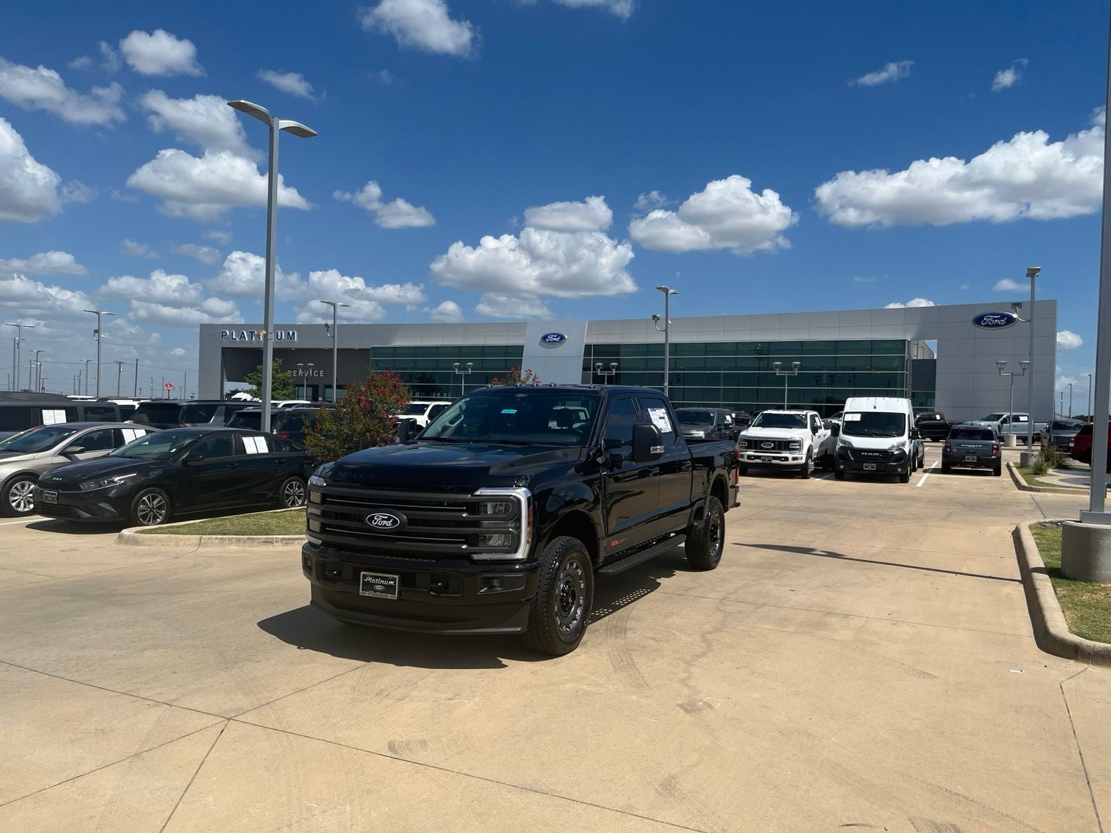 2027 Ford F-250SD XLT