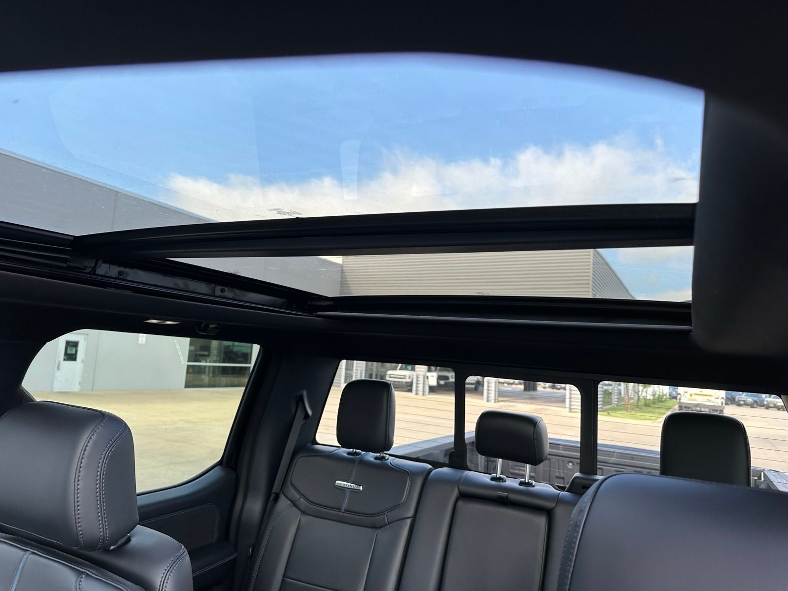 2025 Ford F-250SD Platinum