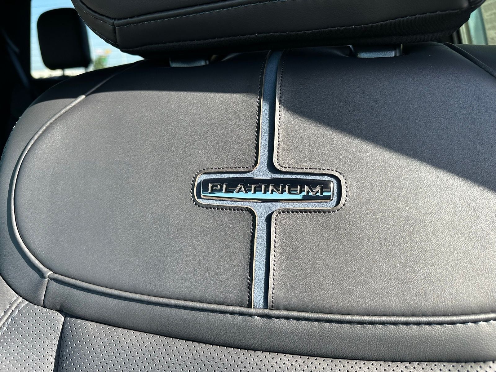 2025 Ford F-250SD Platinum