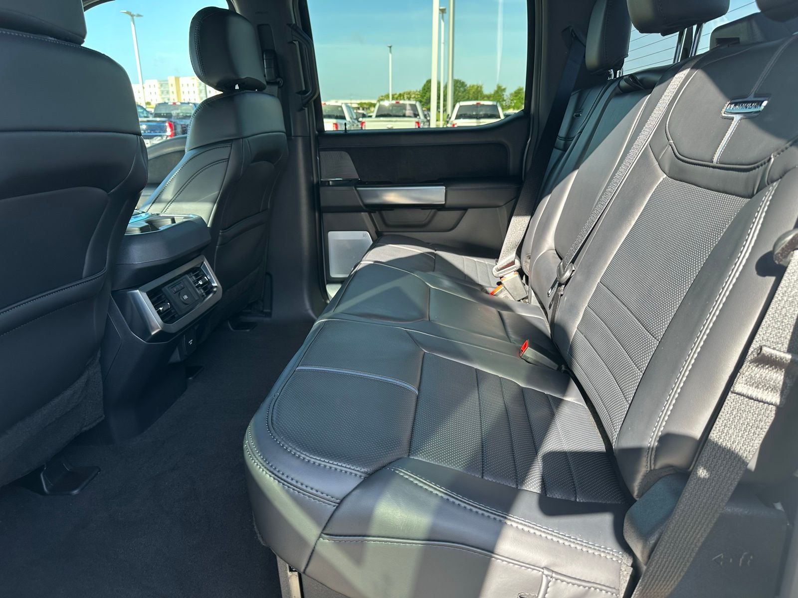 2025 Ford F-250SD Platinum