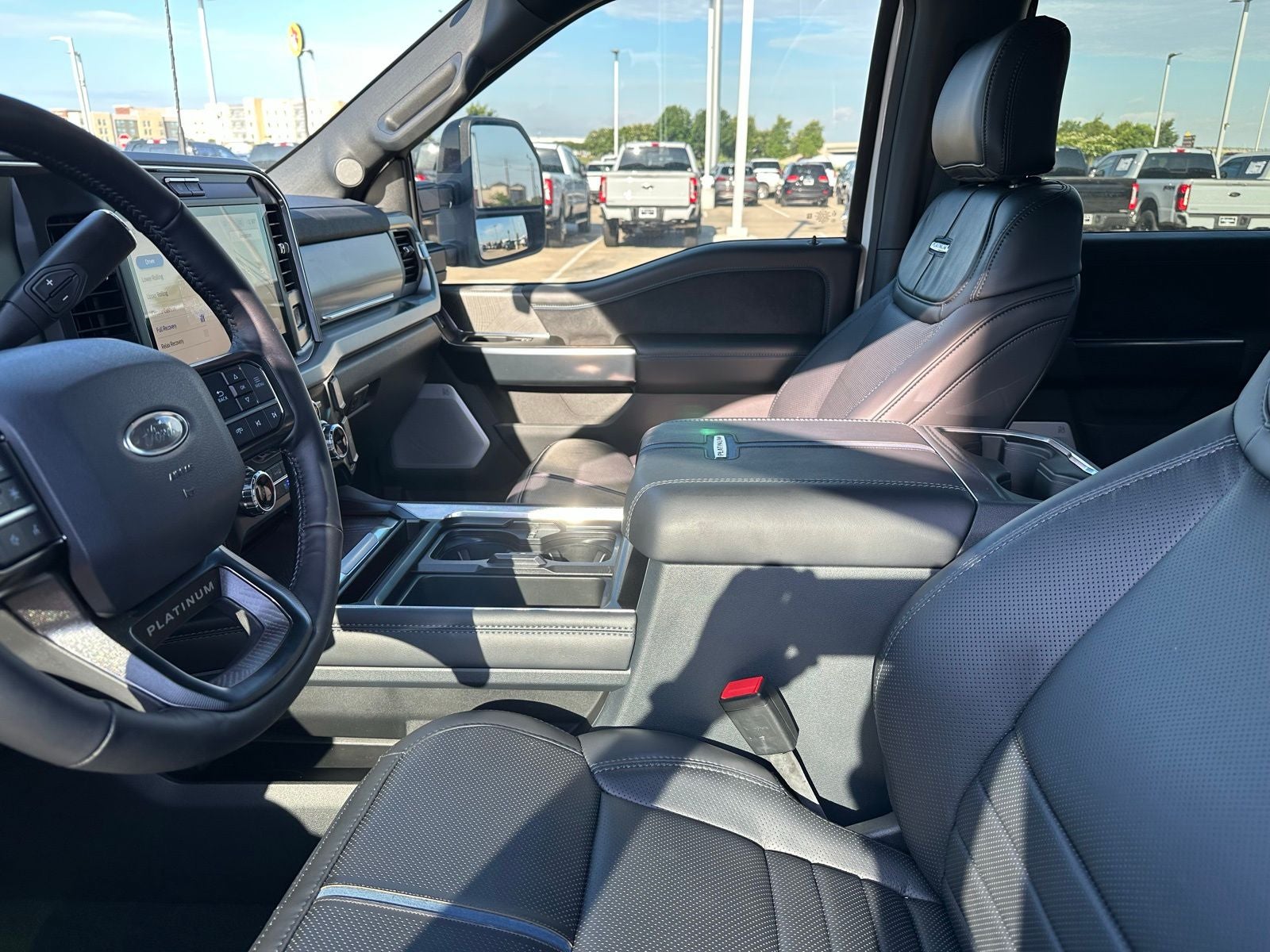 2025 Ford F-250SD Platinum