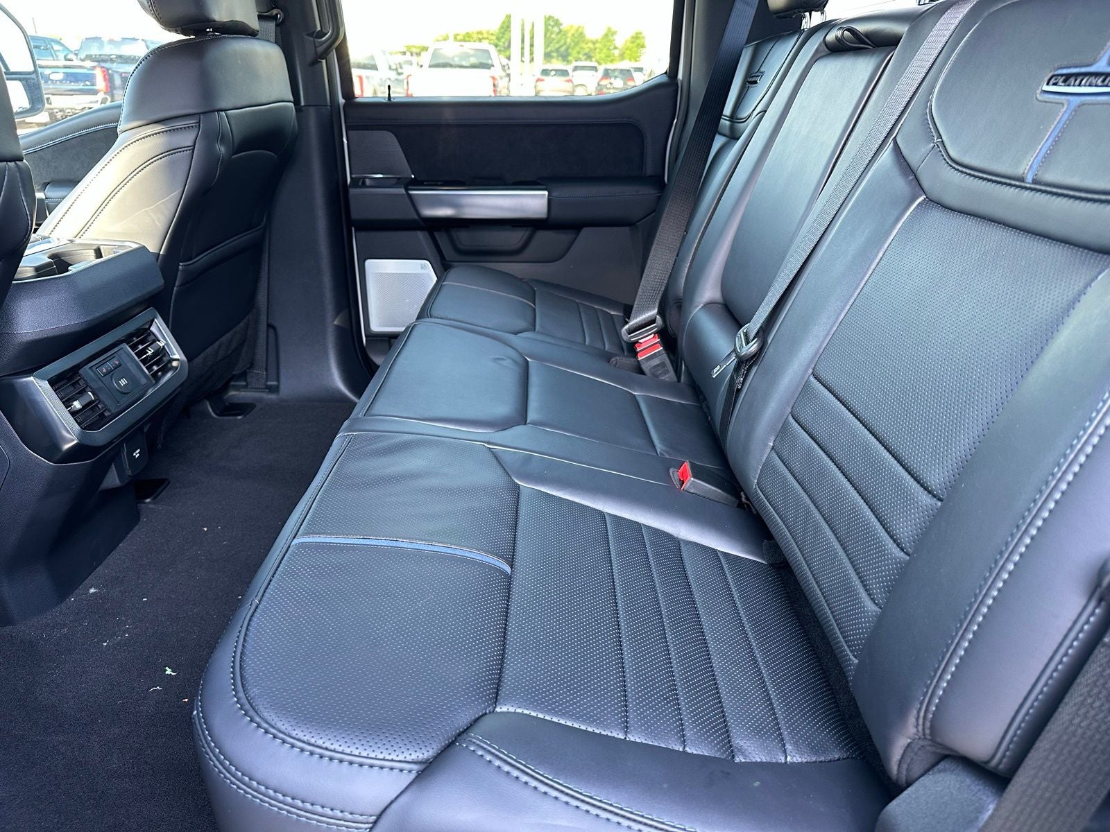 2025 Ford F-250SD Platinum