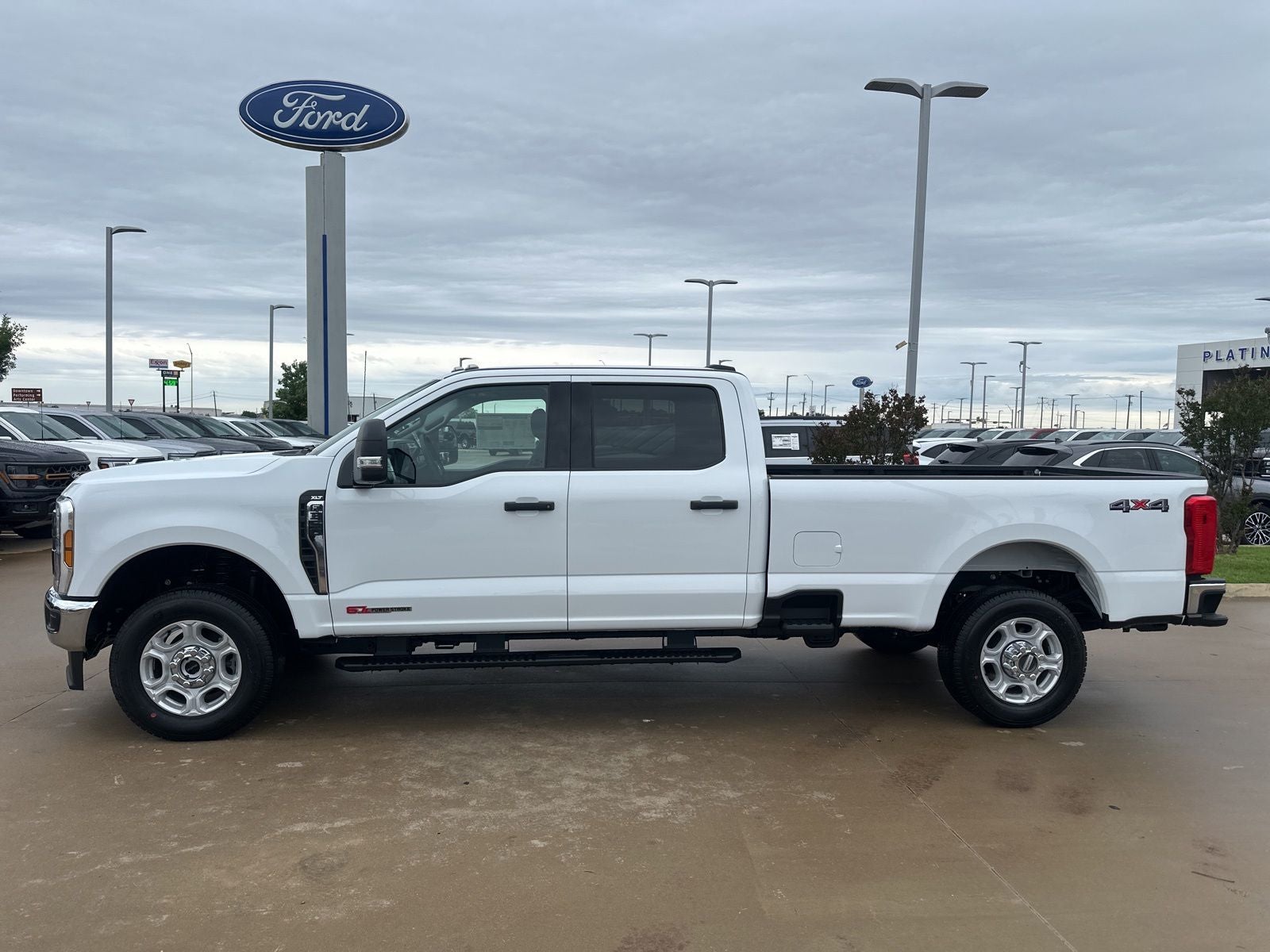2026 Ford F-350SD XLT