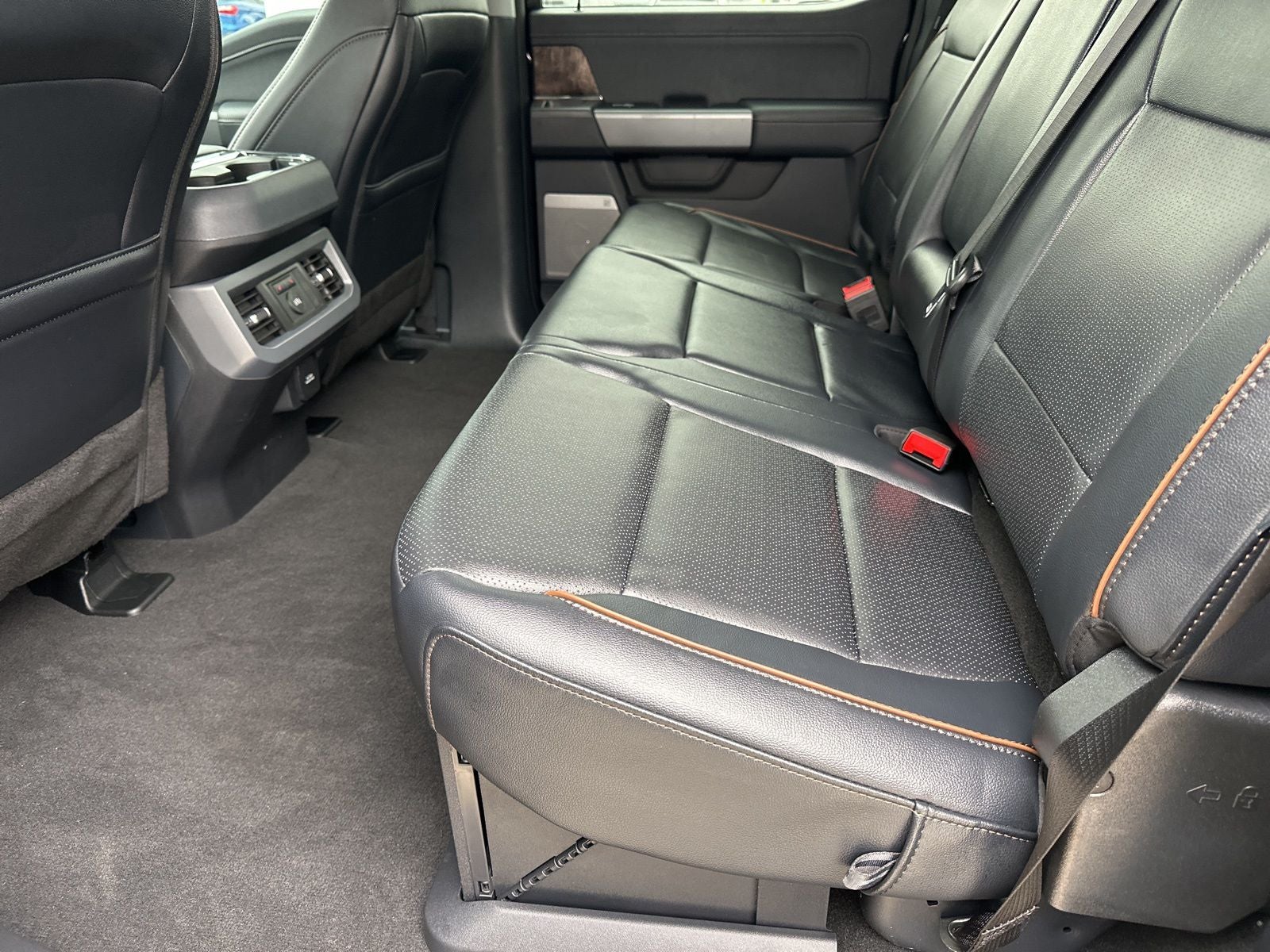 2025 Ford F-350SD Lariat