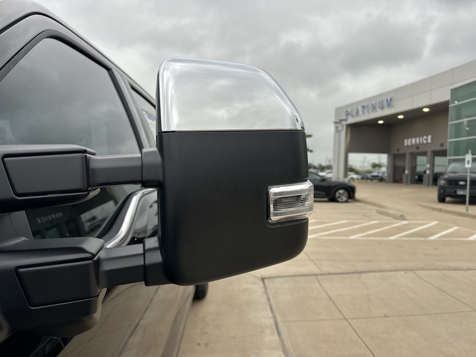 2025 Ford F-350SD Lariat