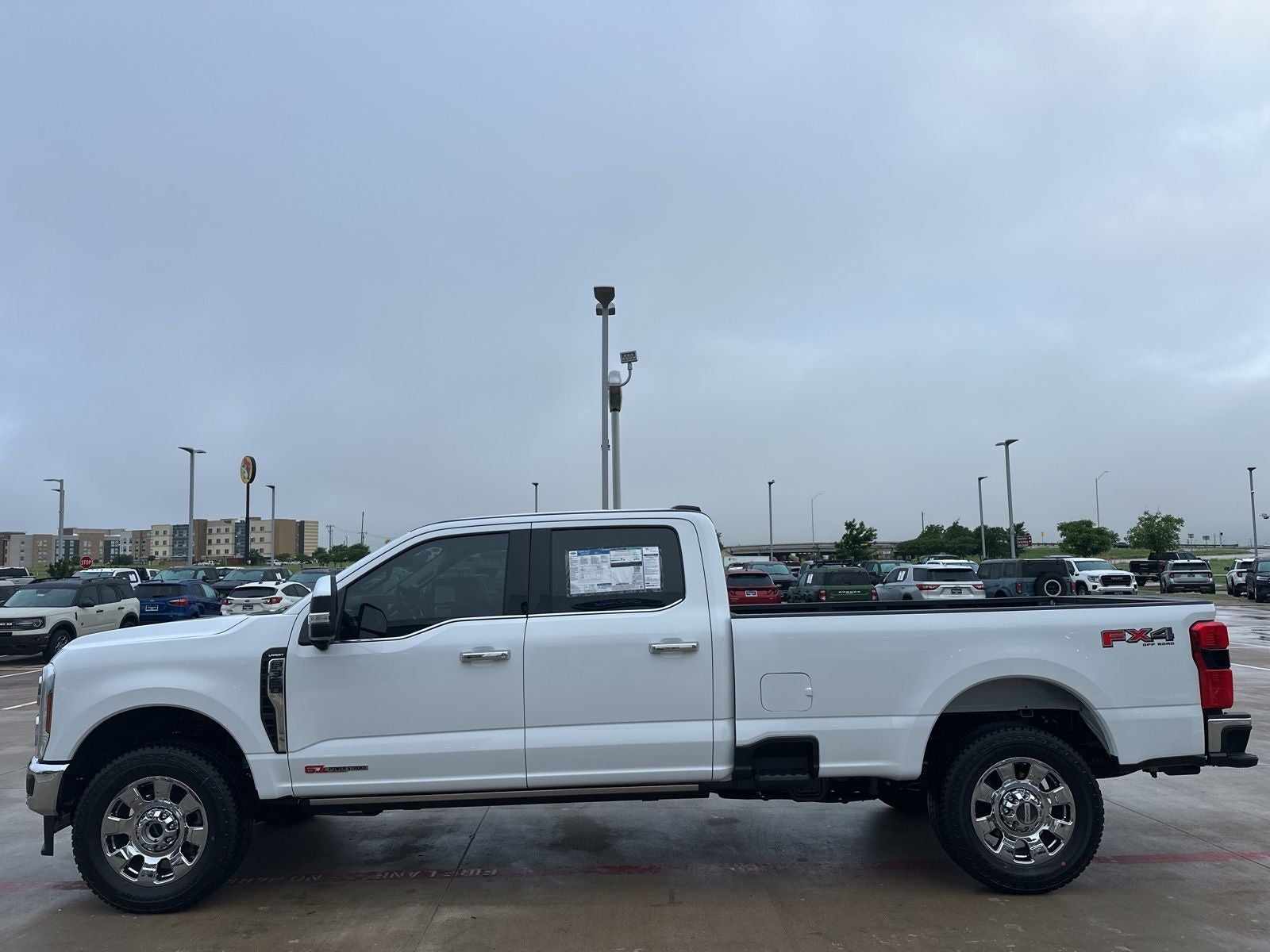 2025 Ford F-350SD Lariat