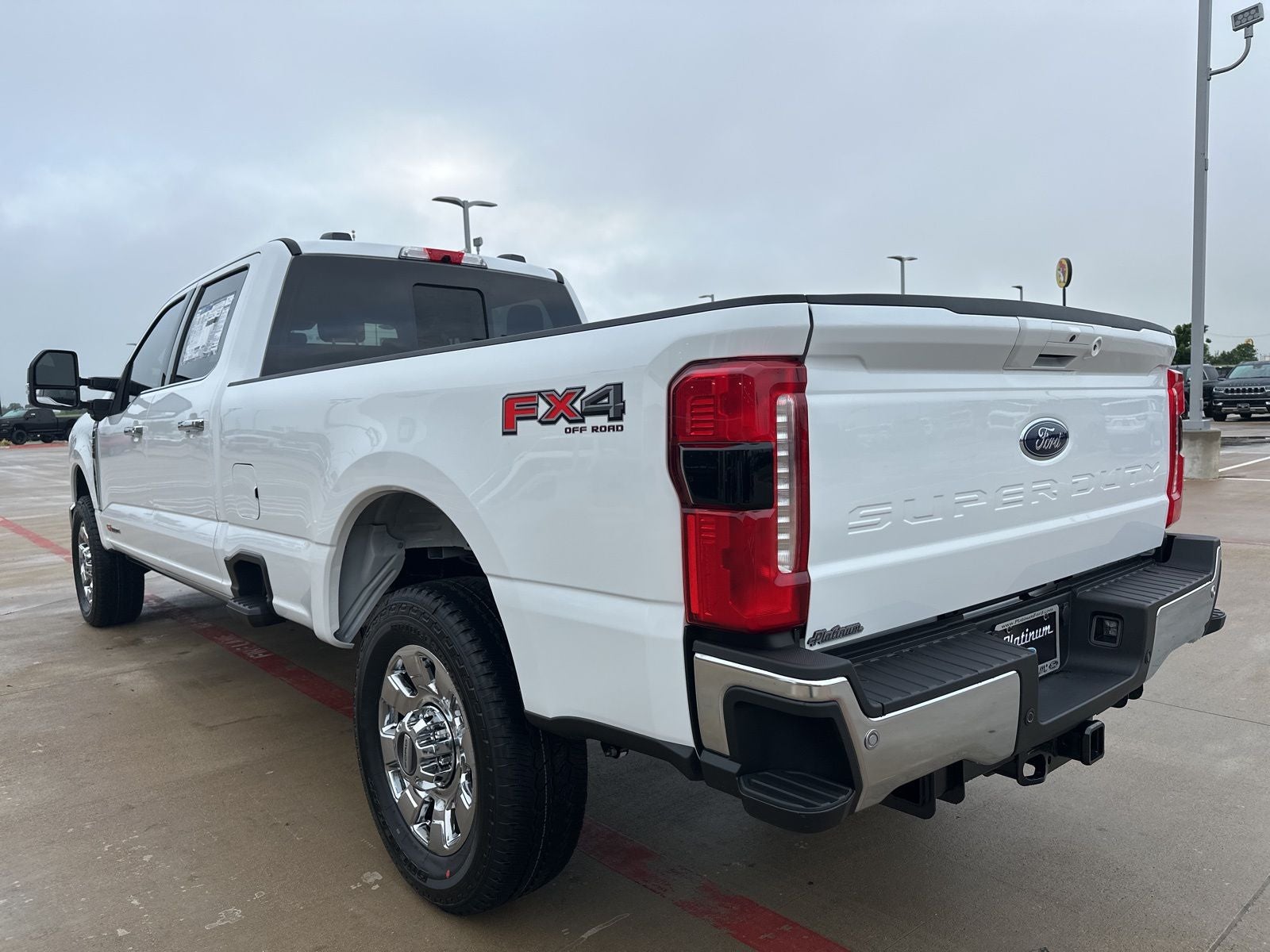 2025 Ford F-350SD Lariat